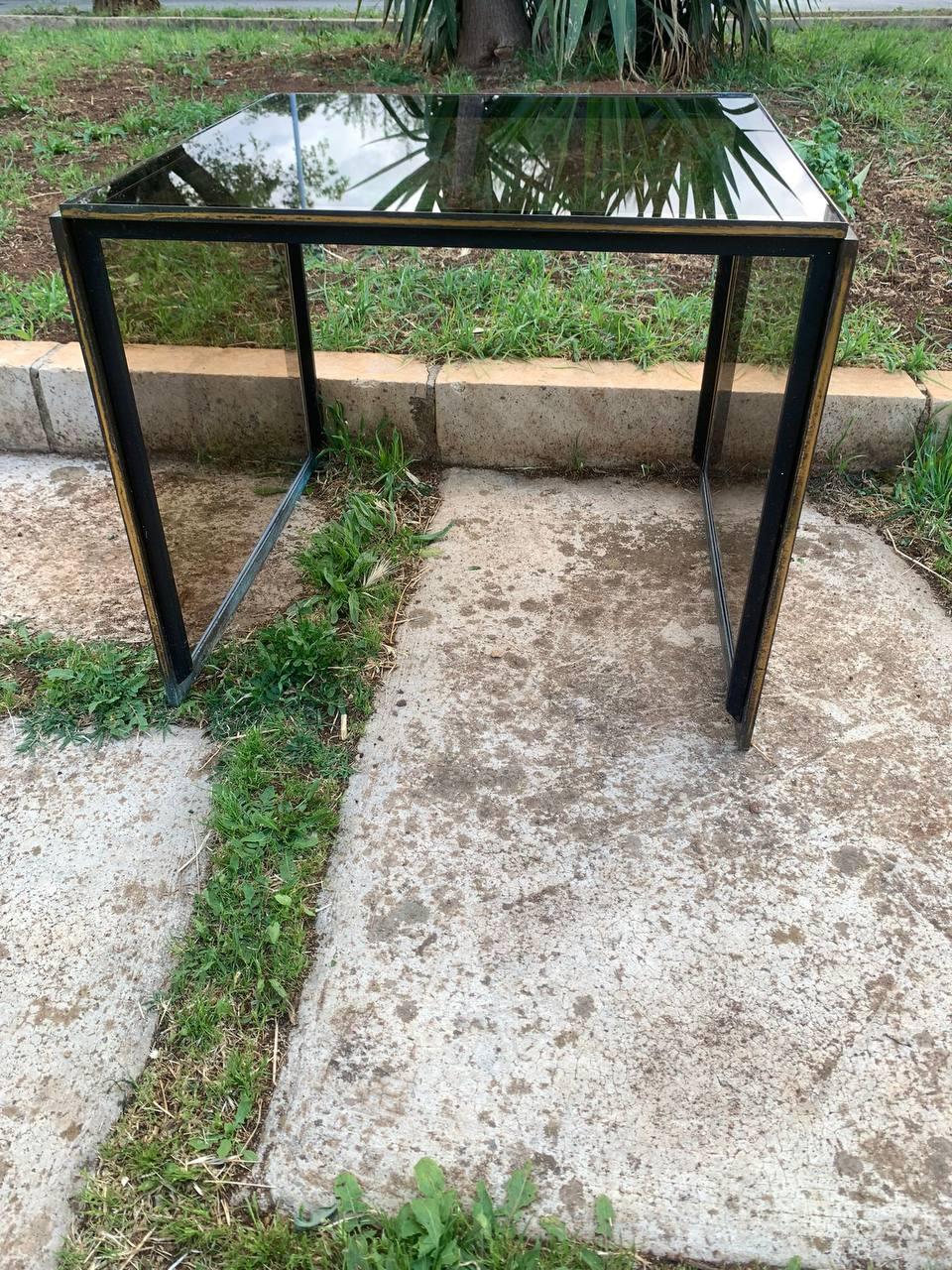 Tavolino Willy Rizzo vintage in ottone e vetro temperato 70s In condizioni buone in vendita a Palermo, IT