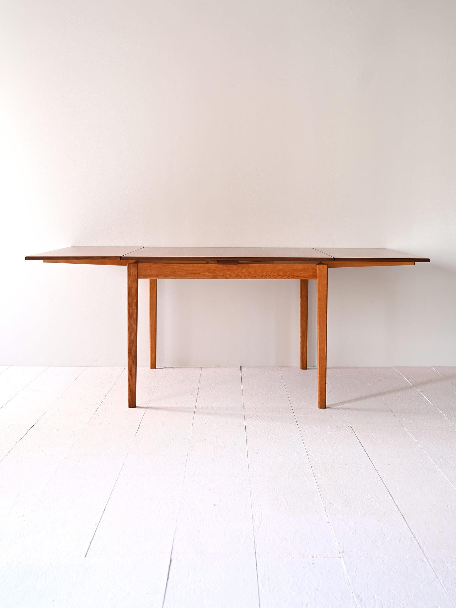 Scandinavian Modern 1960s extending table For Sale