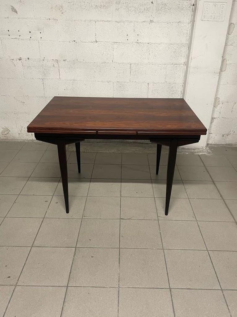 Mid-Century Modern 1960s extending rosewood table For Sale