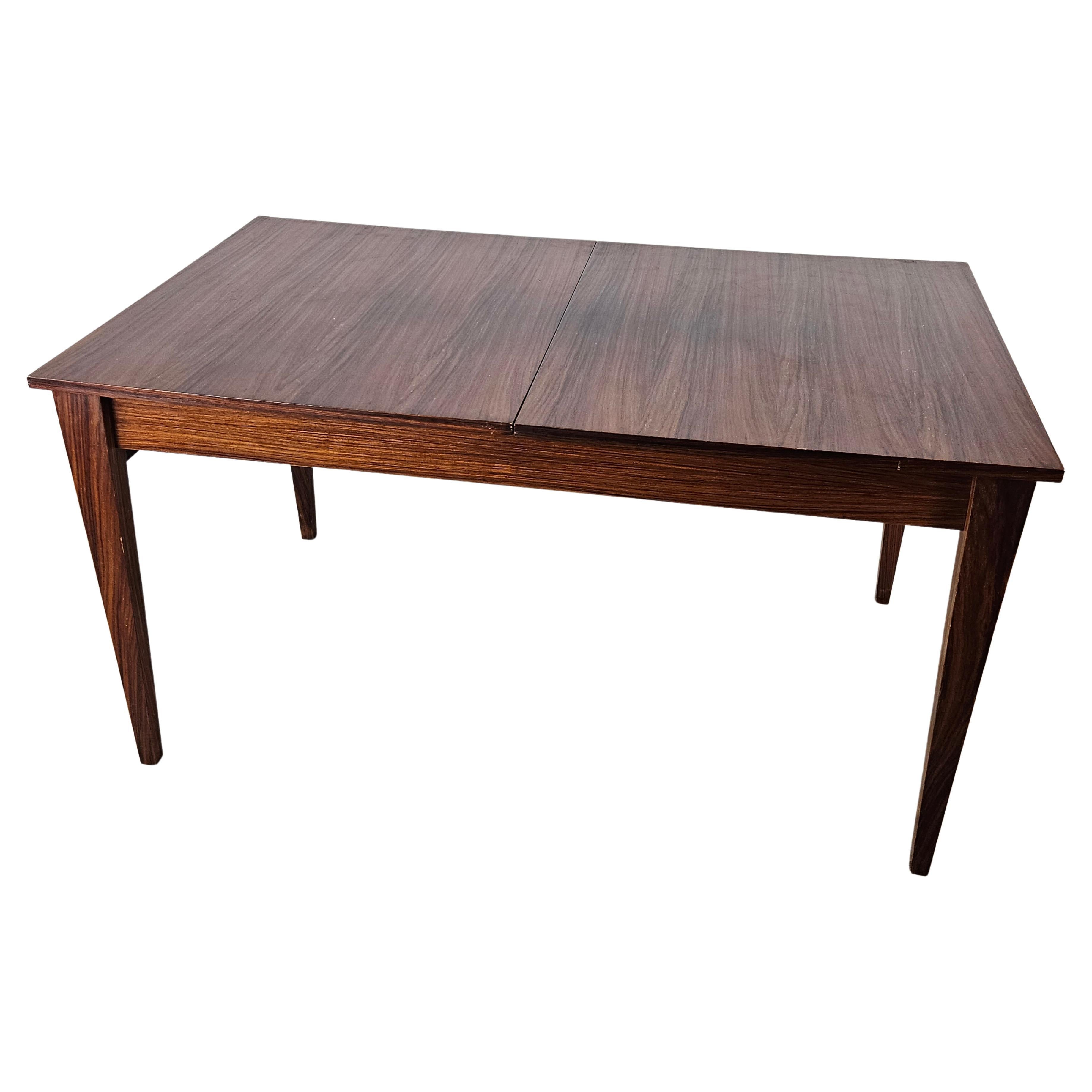 Scandinavian style extending laminate table For Sale