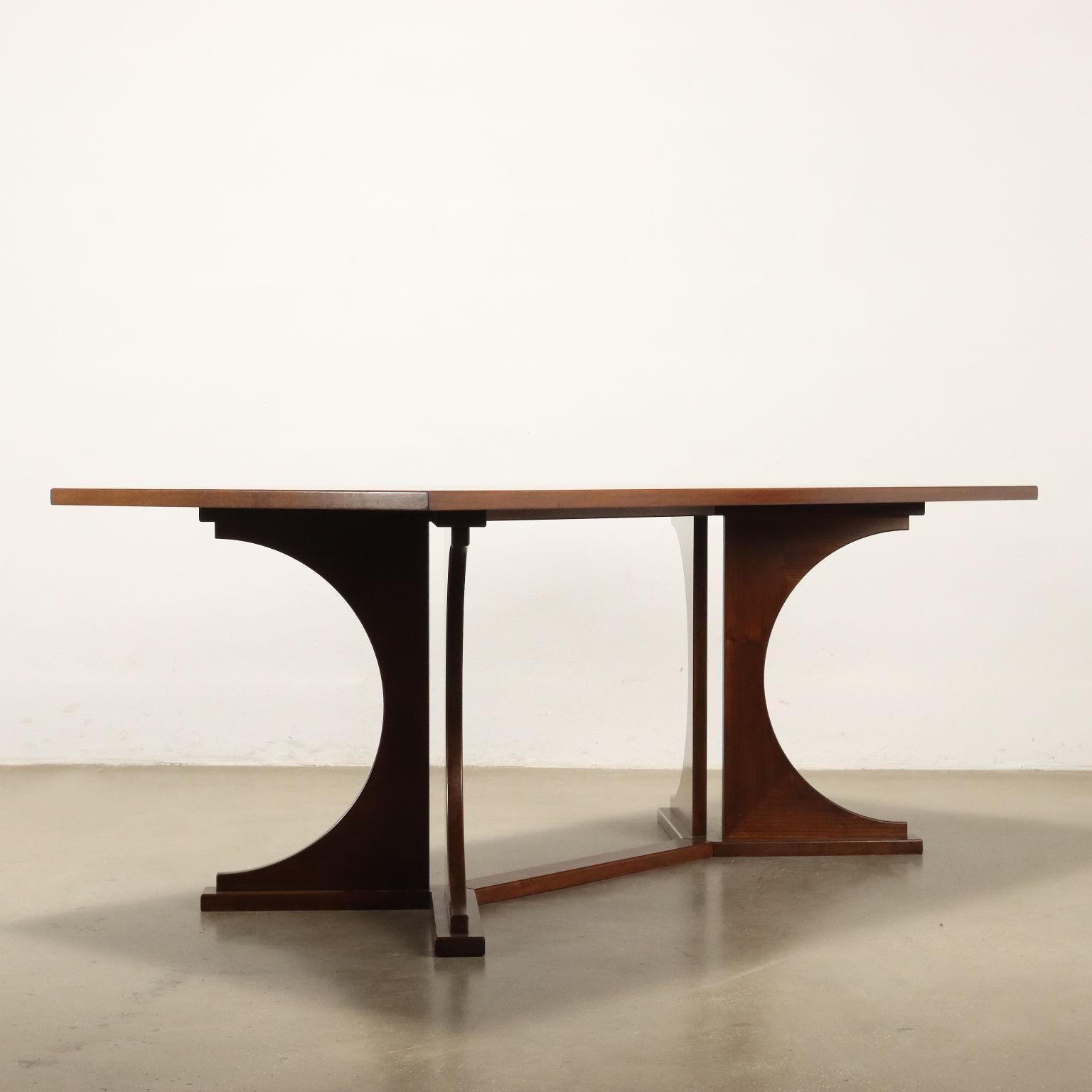 Milieu du XXe siècle Table rectangulaire en noyer des années 1960 en vente