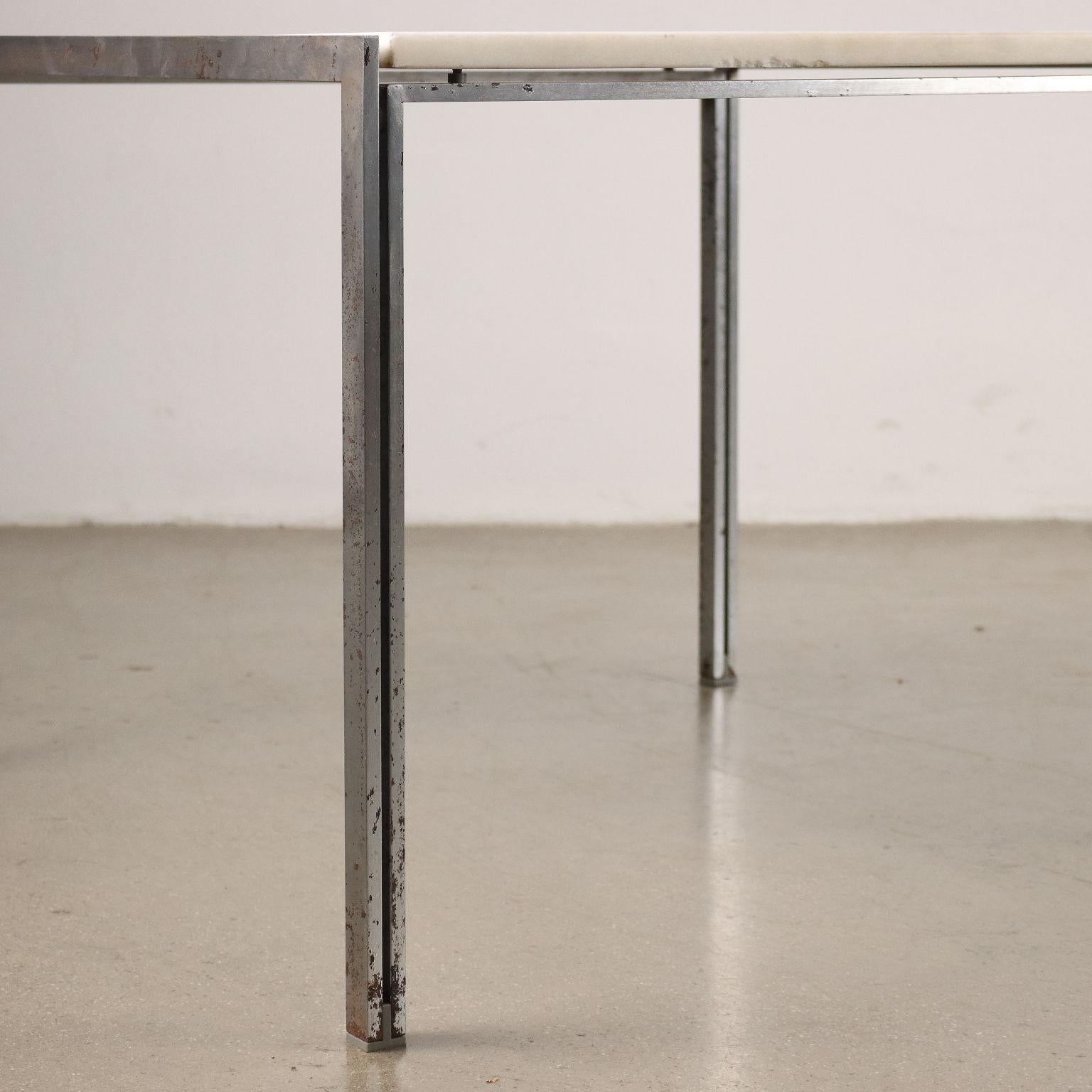Steel Tavolo Anni 60 Ross Littel per ICF, in marmo bianco For Sale