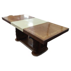 Art Deco geschnitzter Tisch 