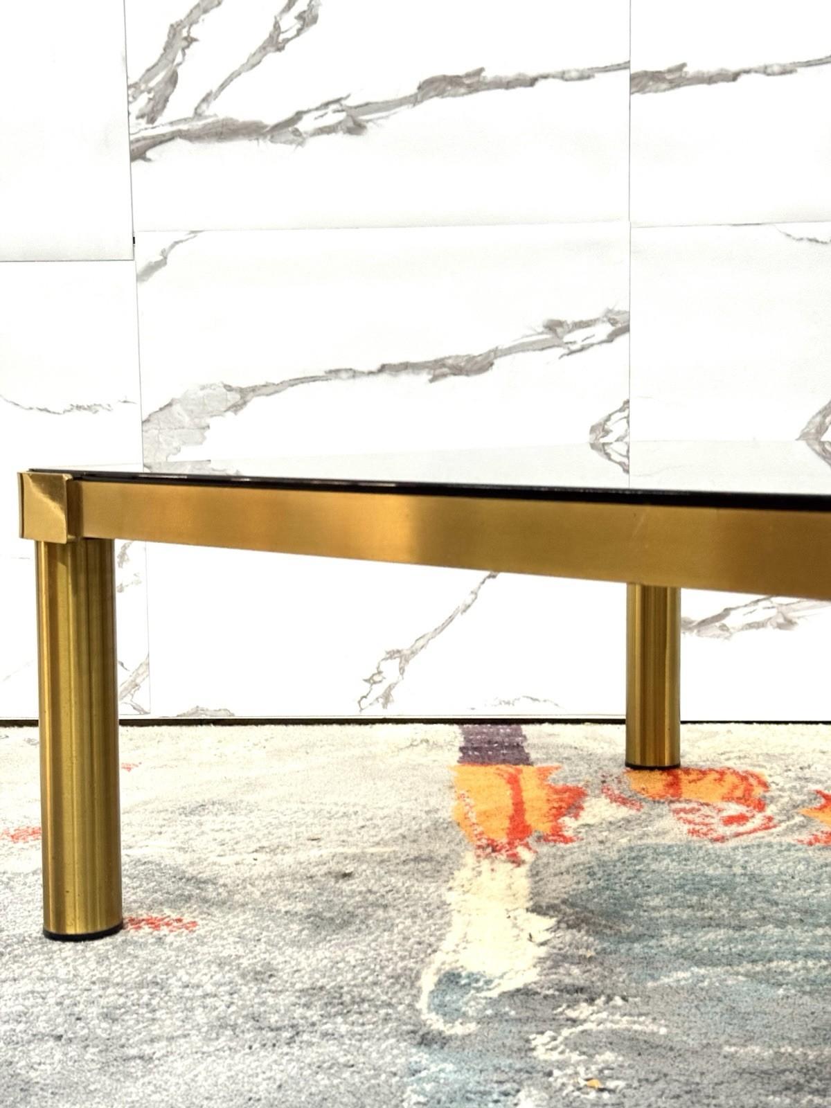 Tavolo Basso Da Salotto In Ottone Hollywood Regency Anni ‘70 en venta 1