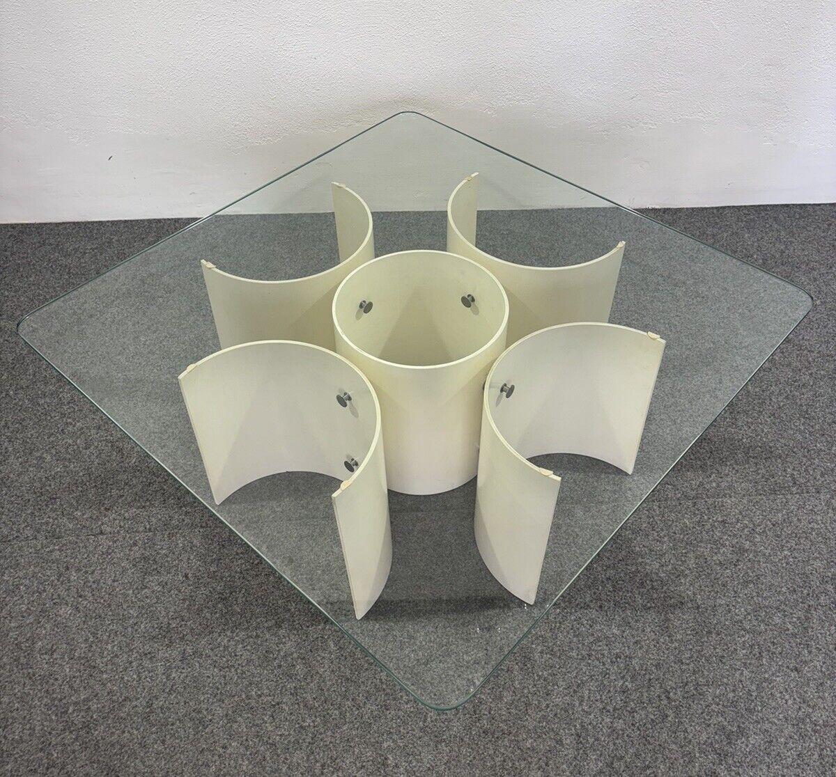 Table basse de salle à manger en bois incurvée de l'ère spatiale Design moderne des années 1970 Bon état - En vente à Taranto, IT