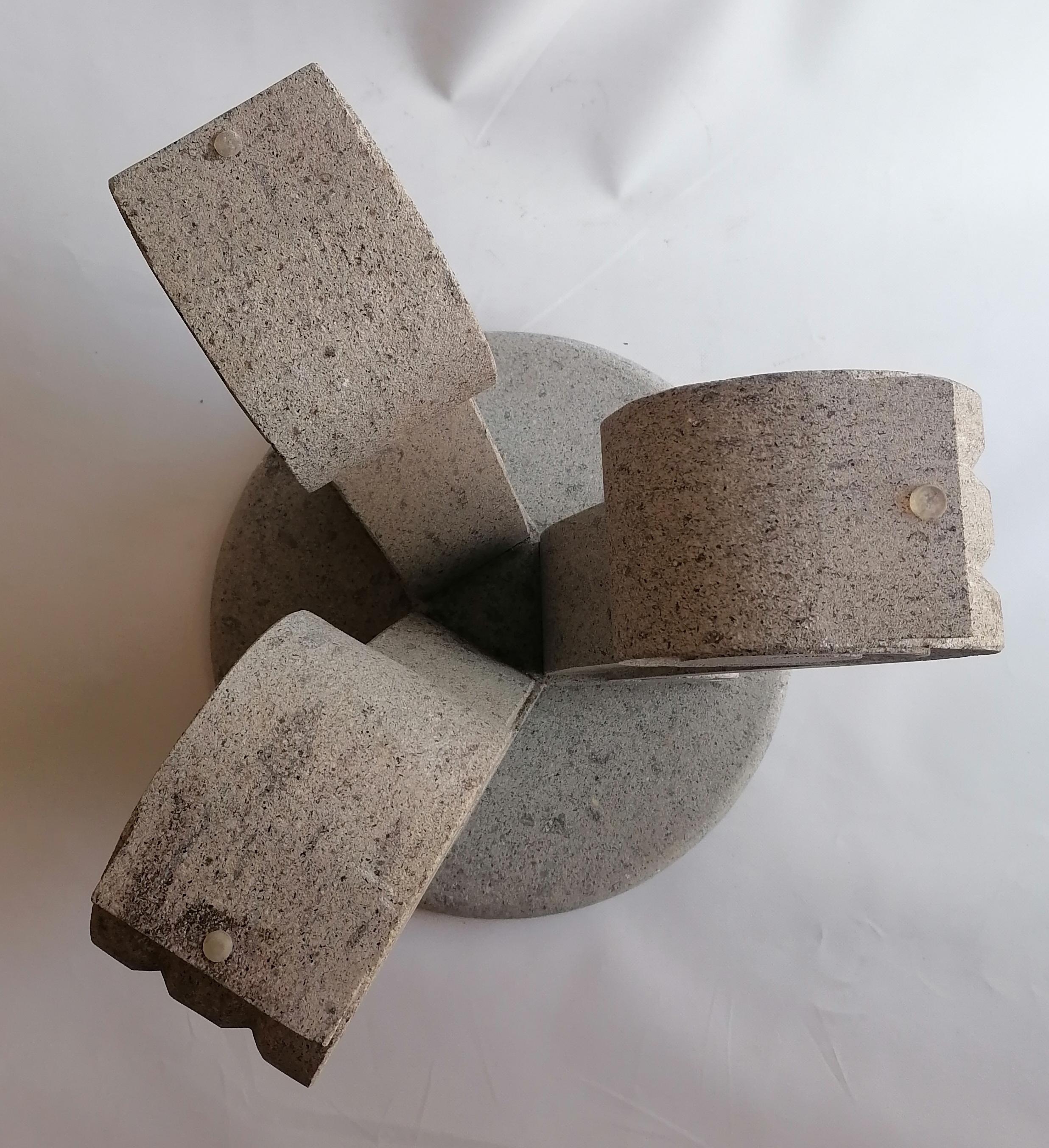 italien Tavolo basso -Originale base scolpita in pietra-made in Italy en vente