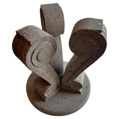 Tavolo basso -Originale base scolpita in pietra-made in Italy