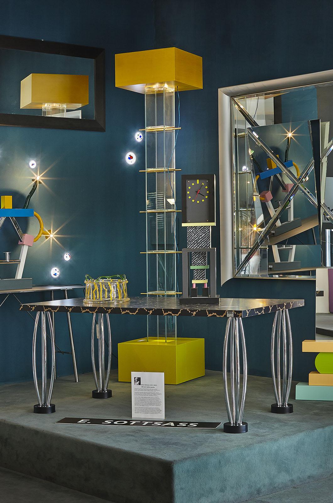 Laminato Tavolo City di Ettore Sottsass per Memphis Milano in vendita