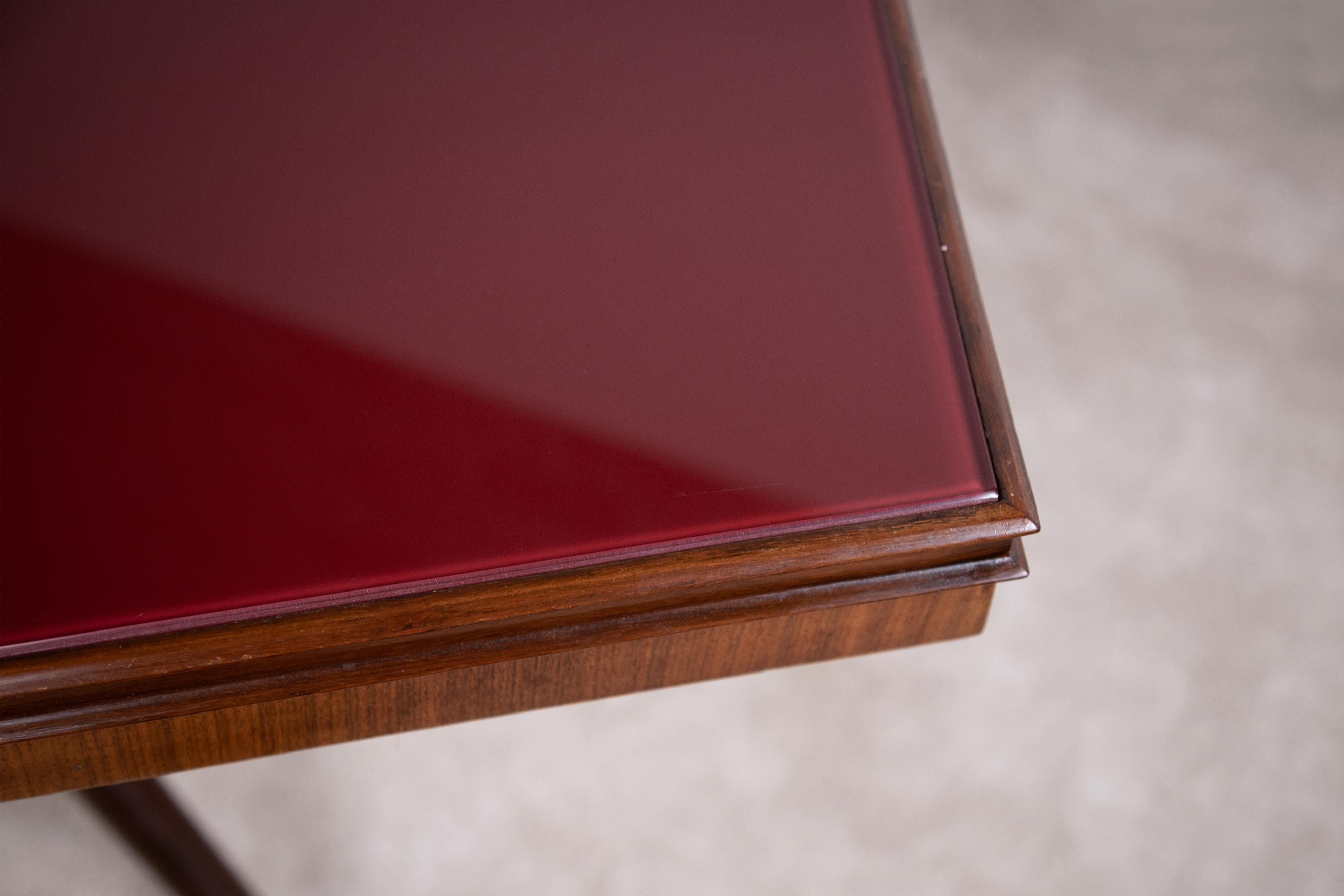 Mid-20th Century Table avec plateau en verre attribuée à Ico Parisi, Italie, années 1950 en vente