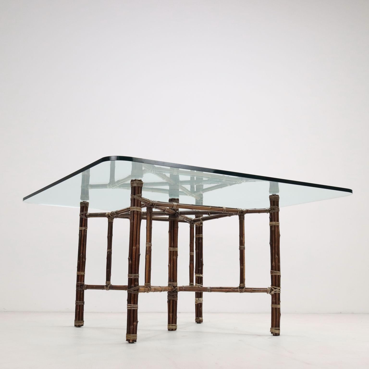 Mid-Century moderno Tavolo con piano in vetro di Lyda Levi per McGuire Anni 80 in vendita