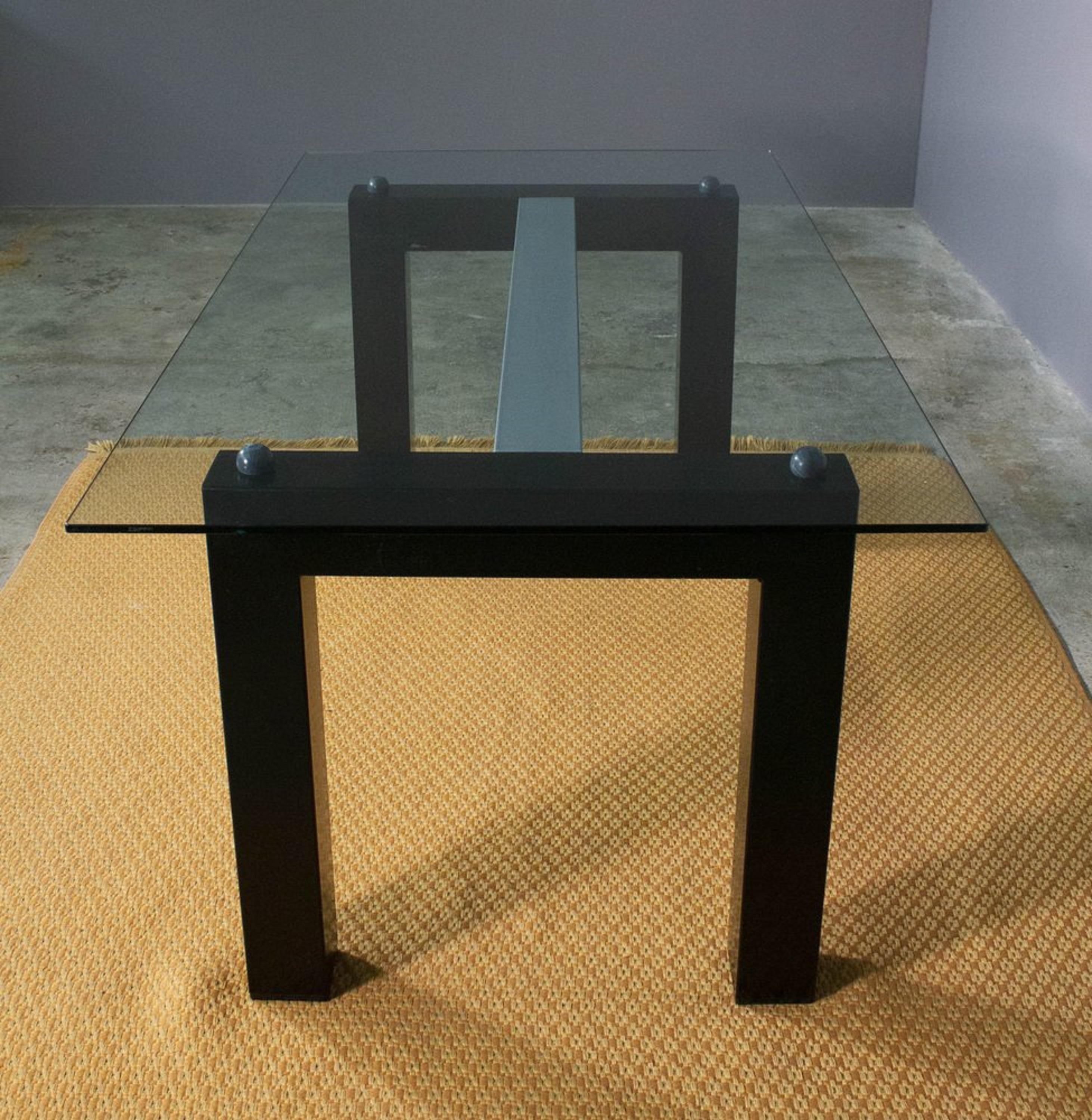 18th Century and Earlier Table with rectangular tempered glass top, Italy, 1970s For Sale