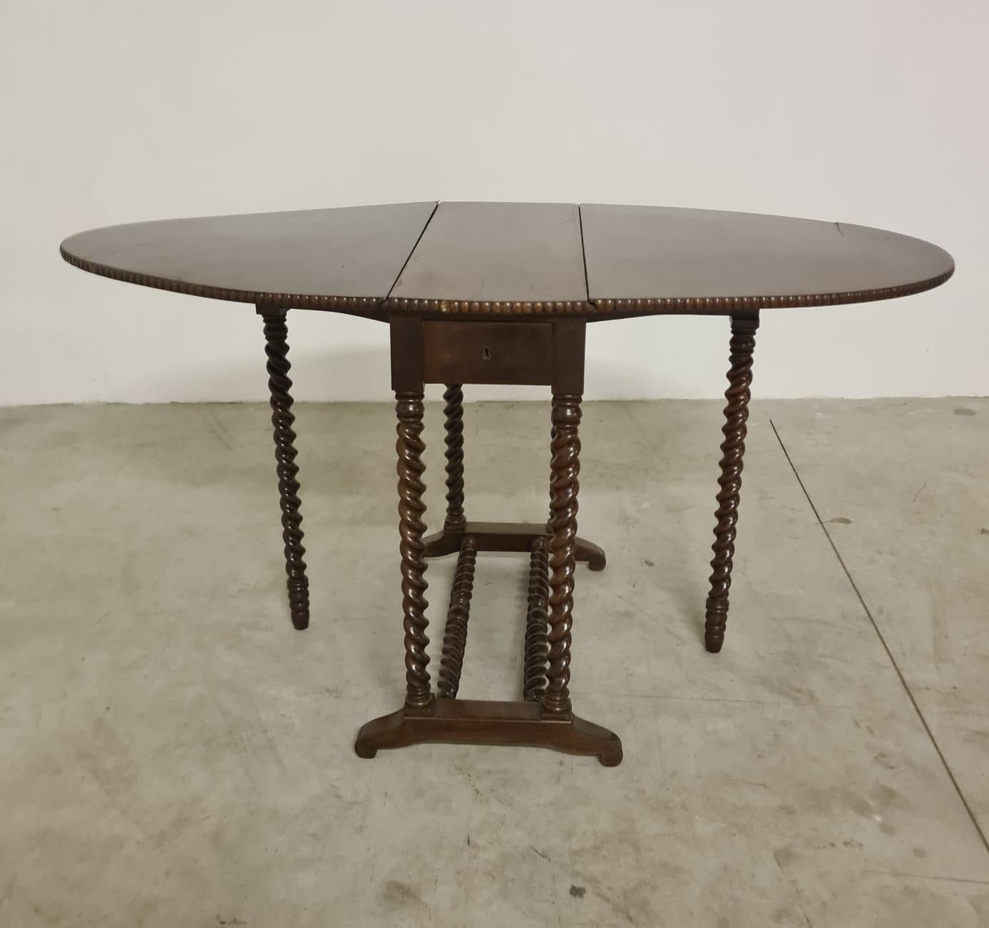 20th Century Tavolo consolle inglese primi del 900' en vente