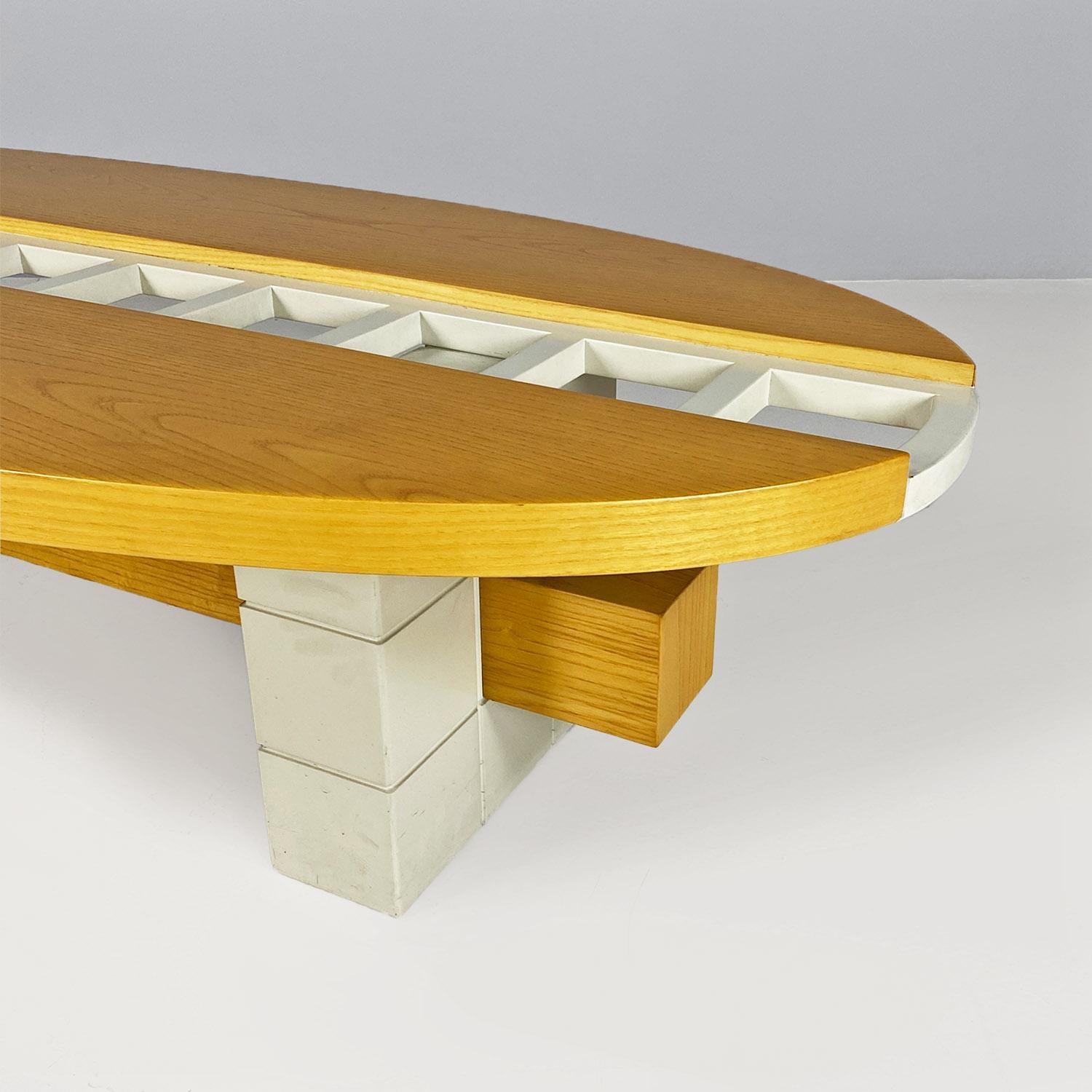 Tavolo da caffè con portabottiglie, italiano moderno, in legno e vetro, 1980 (Ende des 20. Jahrhunderts) im Angebot