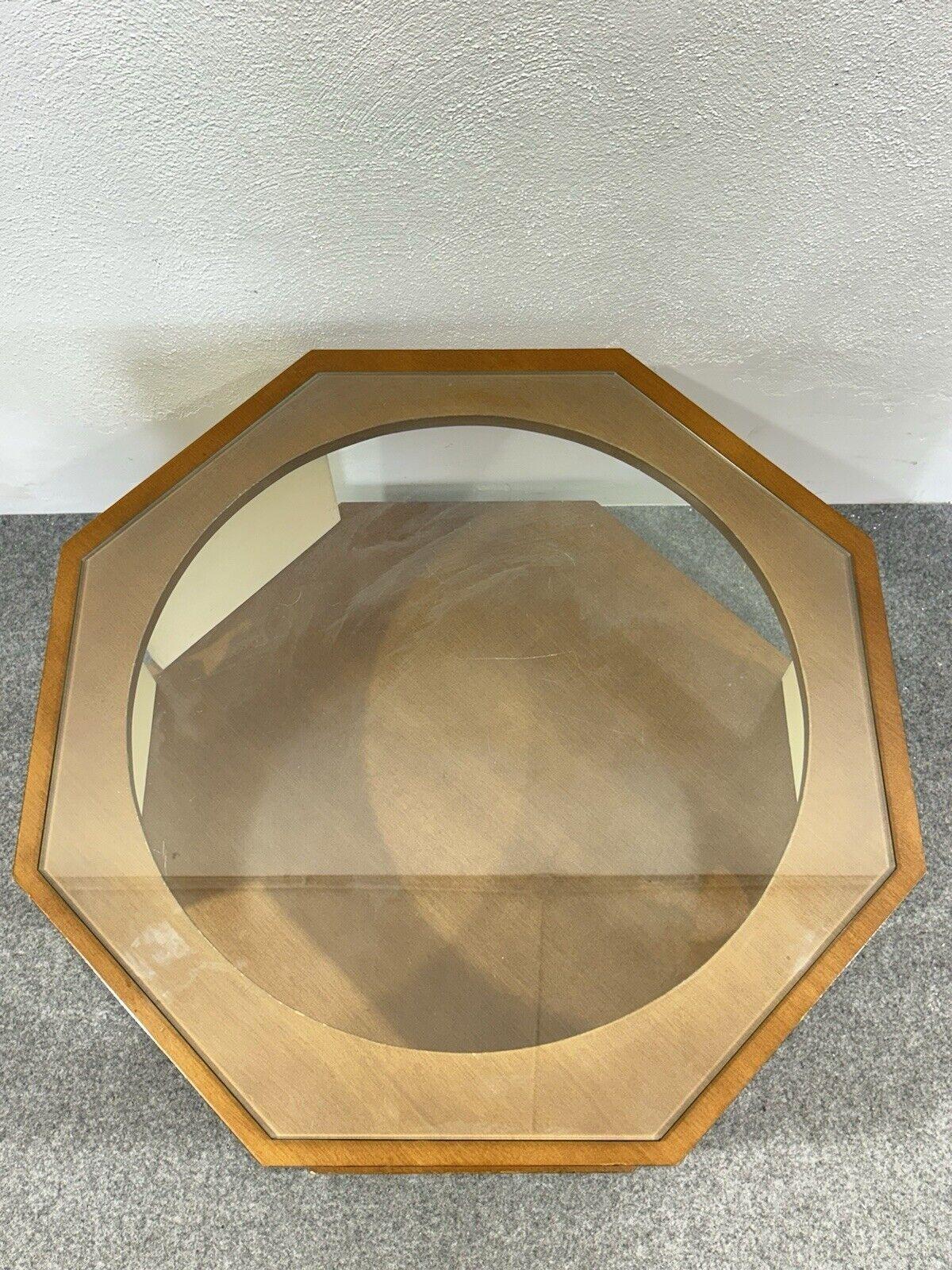 Table basse octogonale moderne et design des années 70 de l'ère spatiale en vente 5