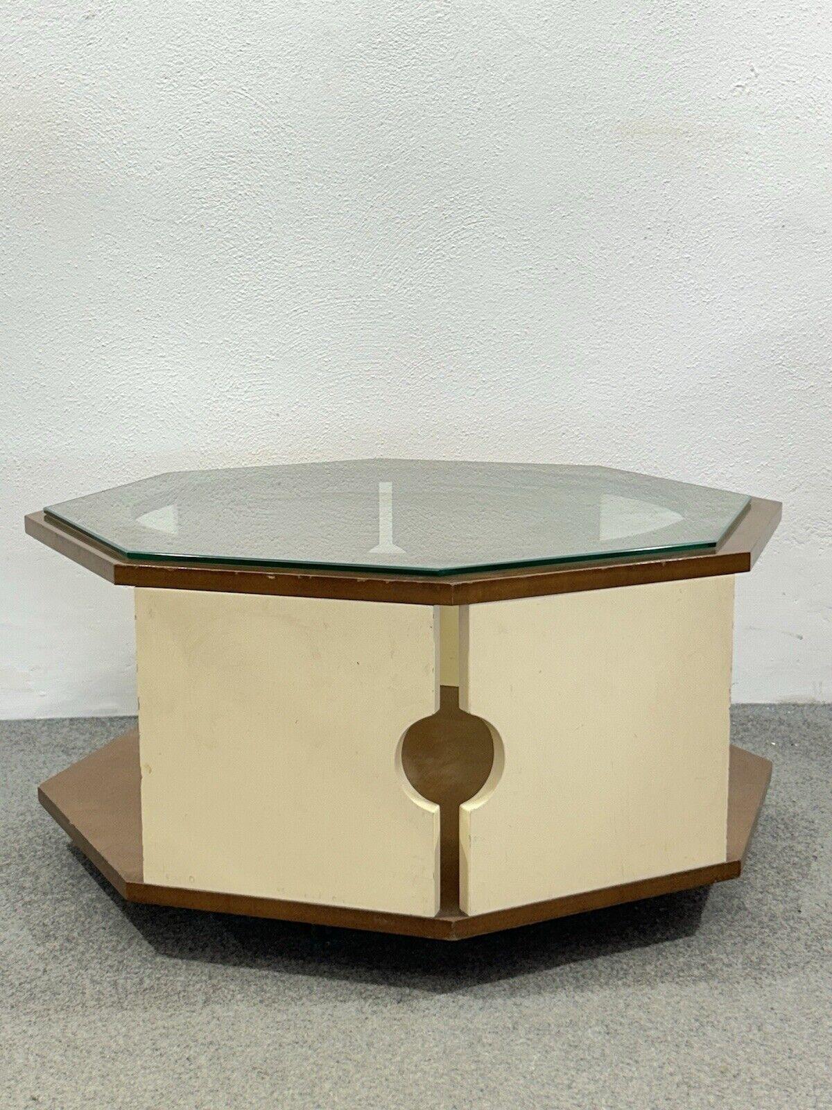 Table basse octogonale moderne et design des années 70 de l'ère spatiale Bon état - En vente à Taranto, IT