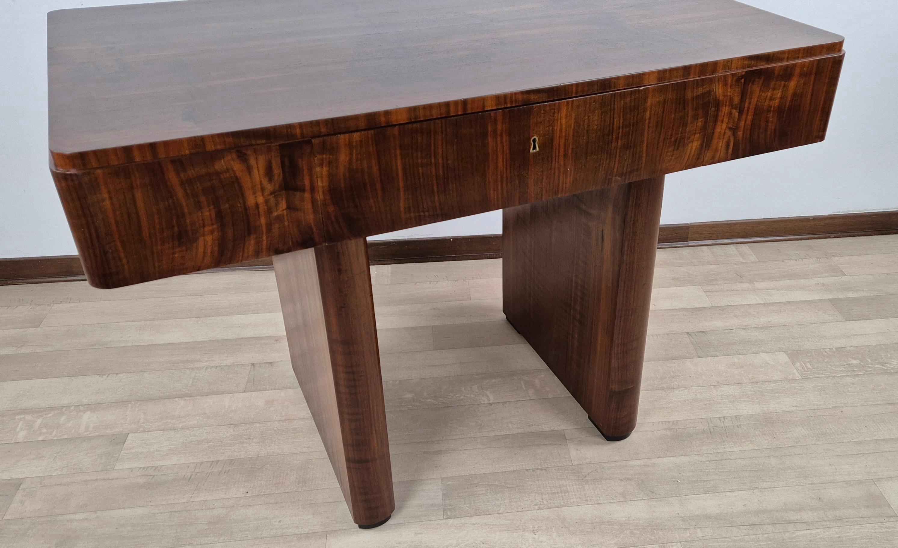 Italian 1931 Venetian Art Deco Game Table For Sale