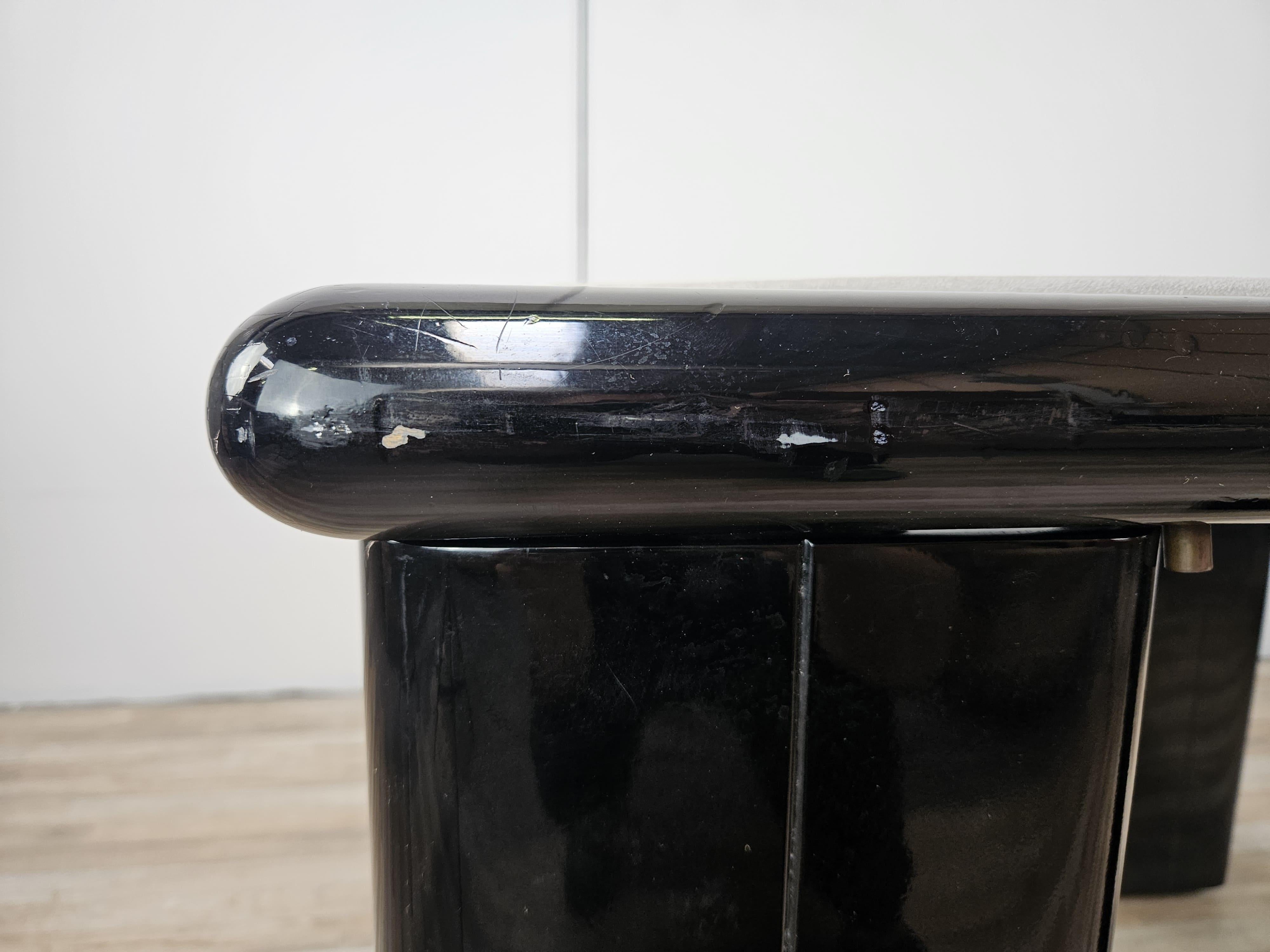 Lacquered wood card table by Pierluigi Molinari for Pozzi Milano 1970 For Sale 8