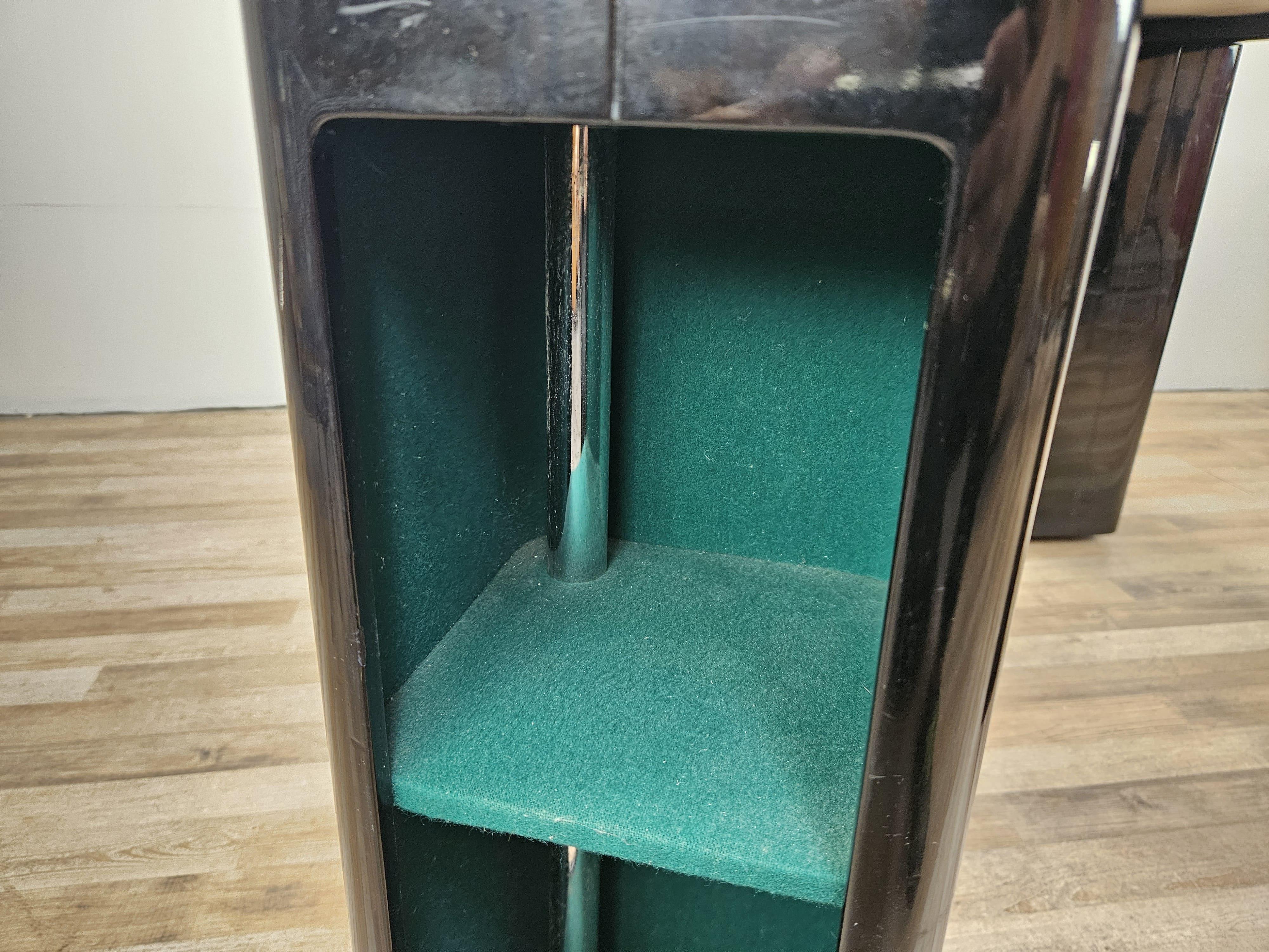 Lacquered wood card table by Pierluigi Molinari for Pozzi Milano 1970 For Sale 10