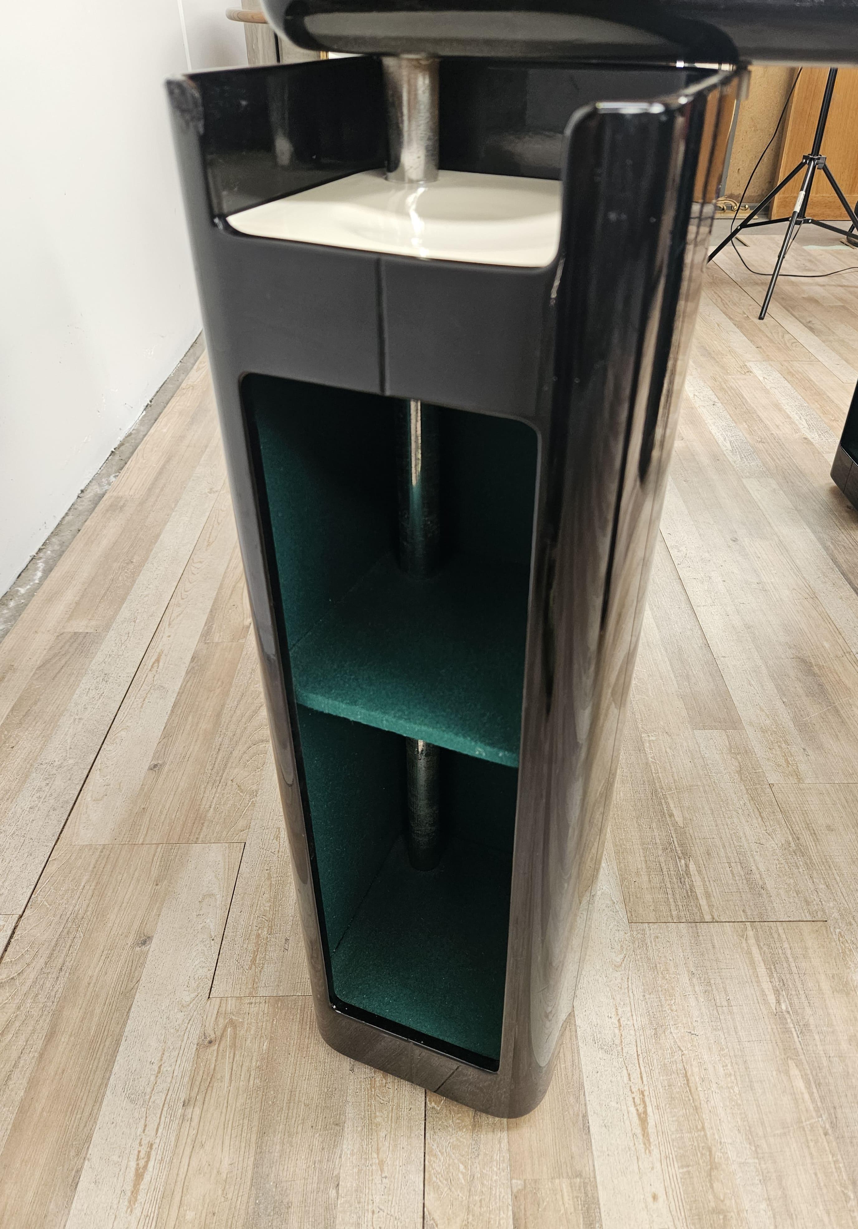 Lacquered wood card table by Pierluigi Molinari for Pozzi Milano 1970 For Sale 13
