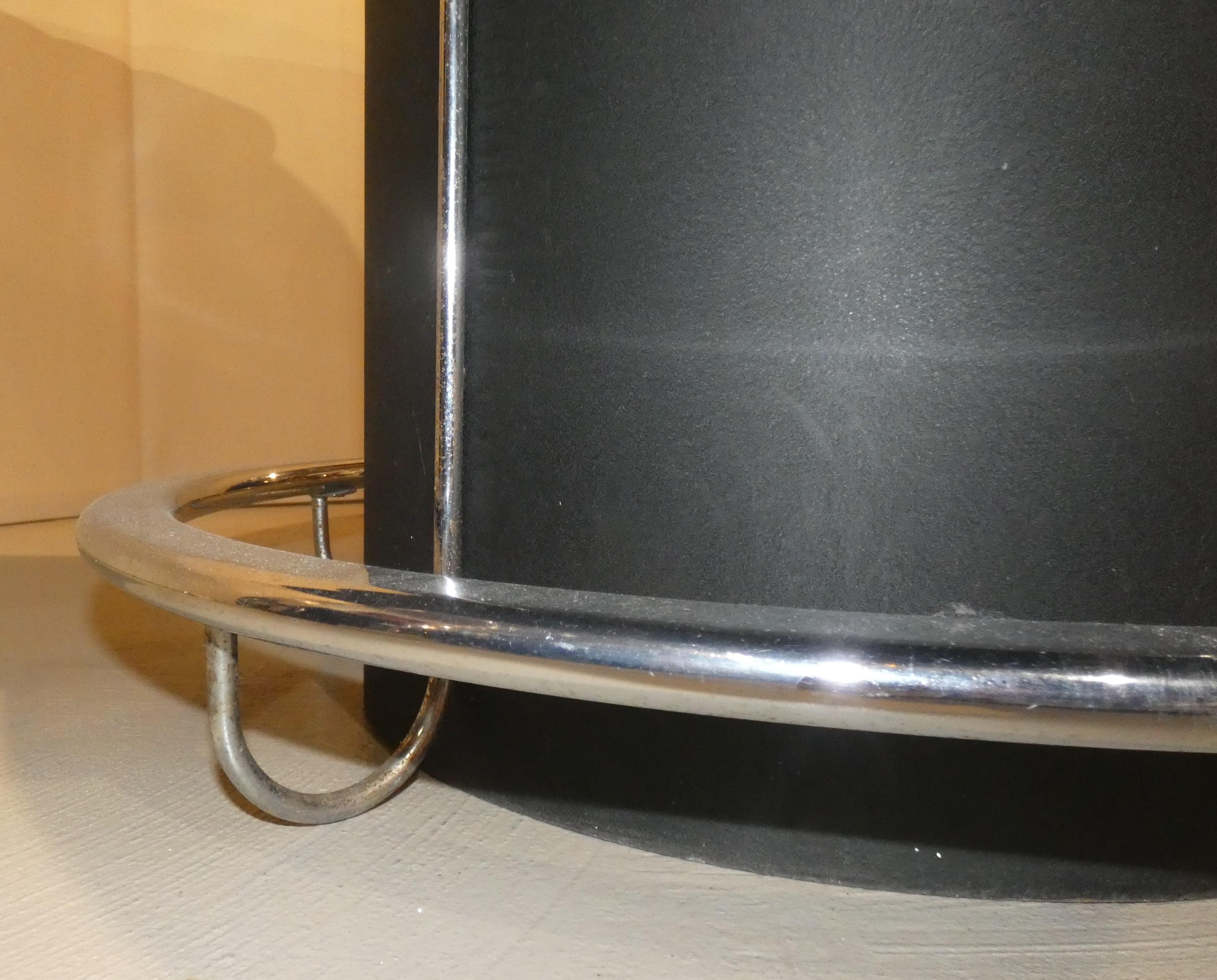 Table de jeu en cuir et acier, Italie 1970 en vente 3