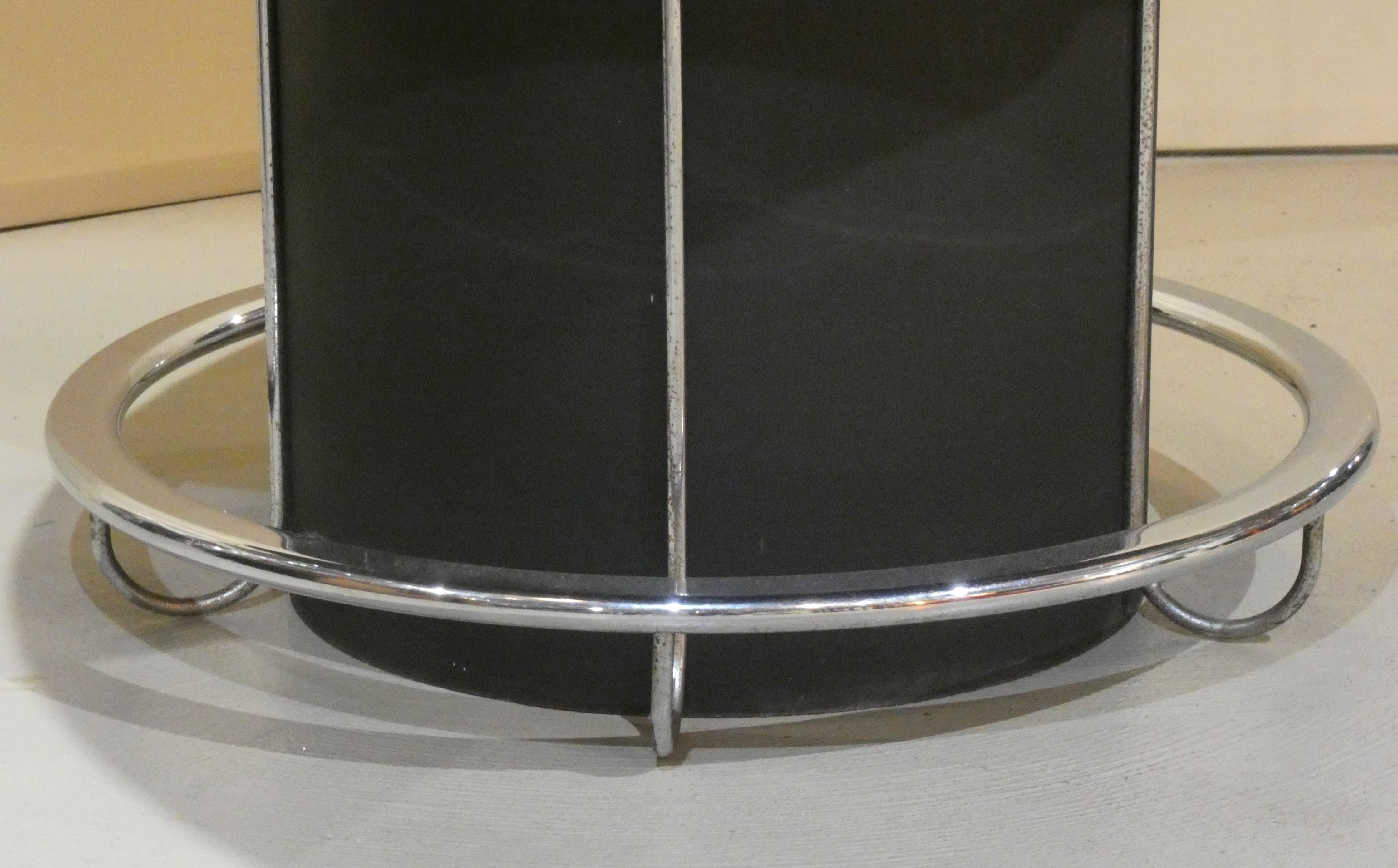 Table de jeu en cuir et acier, Italie 1970 en vente 9