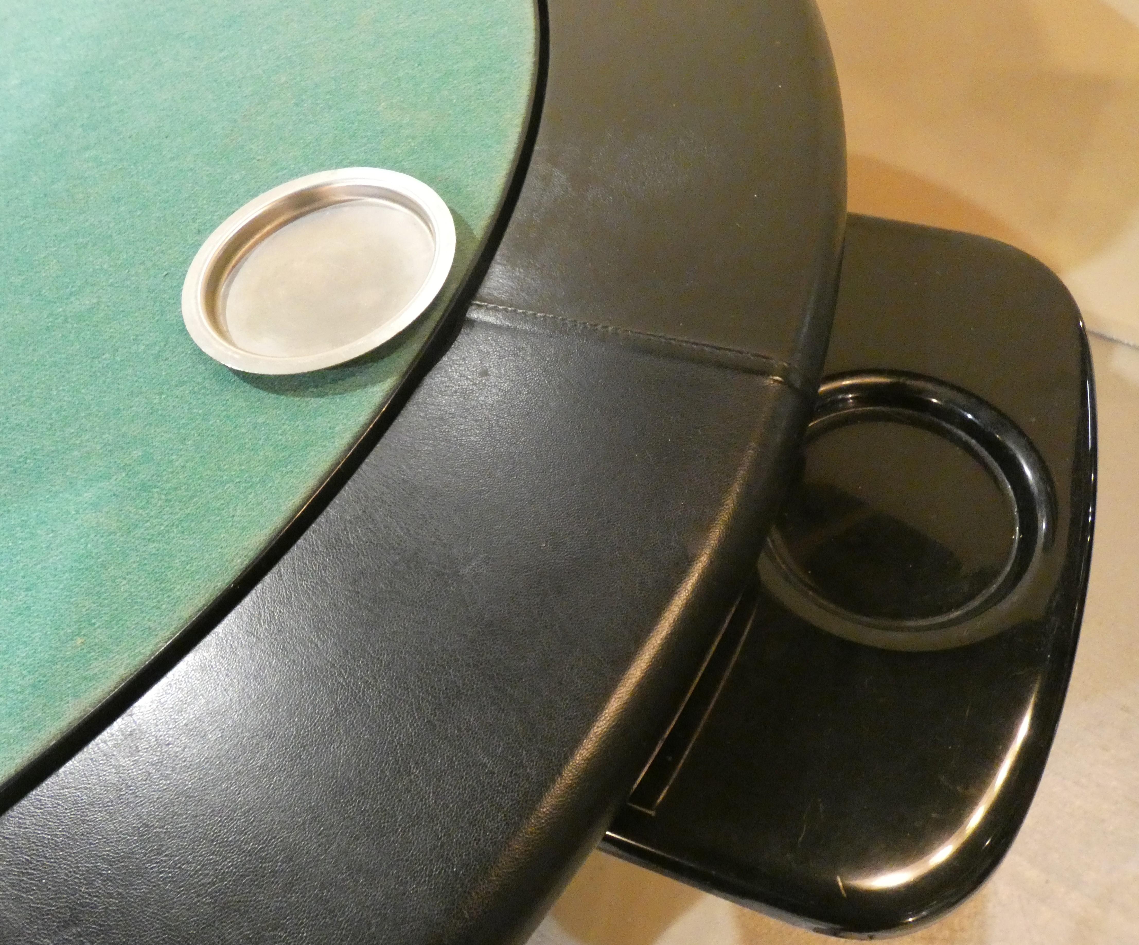 Late 20th Century Table de jeu en cuir et acier, Italie 1970 en vente