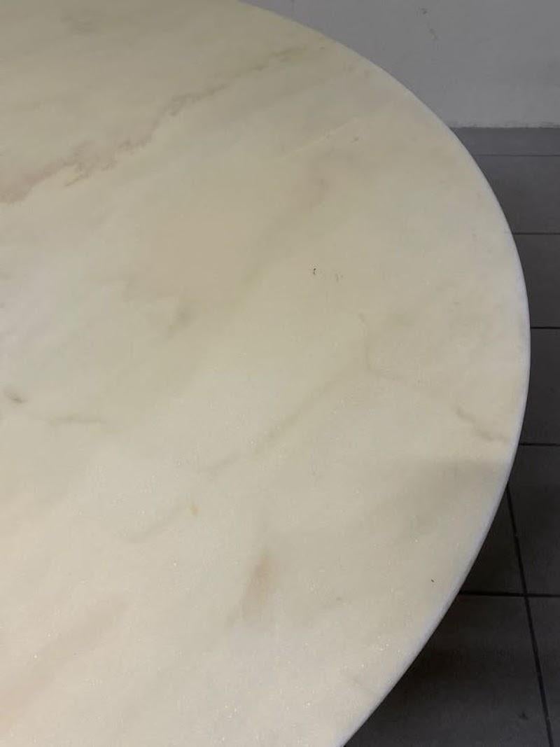 Tavolo da pranzo a clessidra con base in metallo e piano in marmo, anni '60-'70 en venta 2