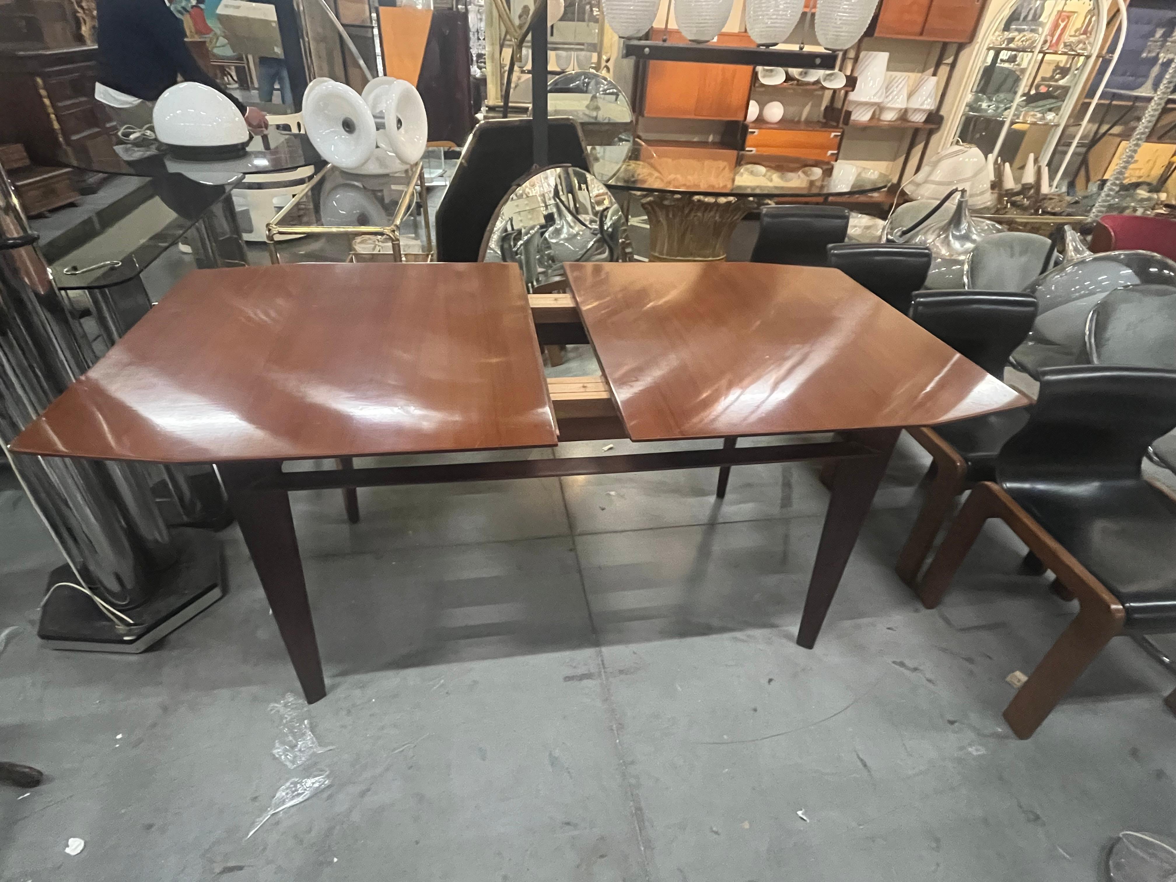 Tavolo da pranzo allungabile in Palissandro di Vittorio Dassi anni 50 Italian en venta