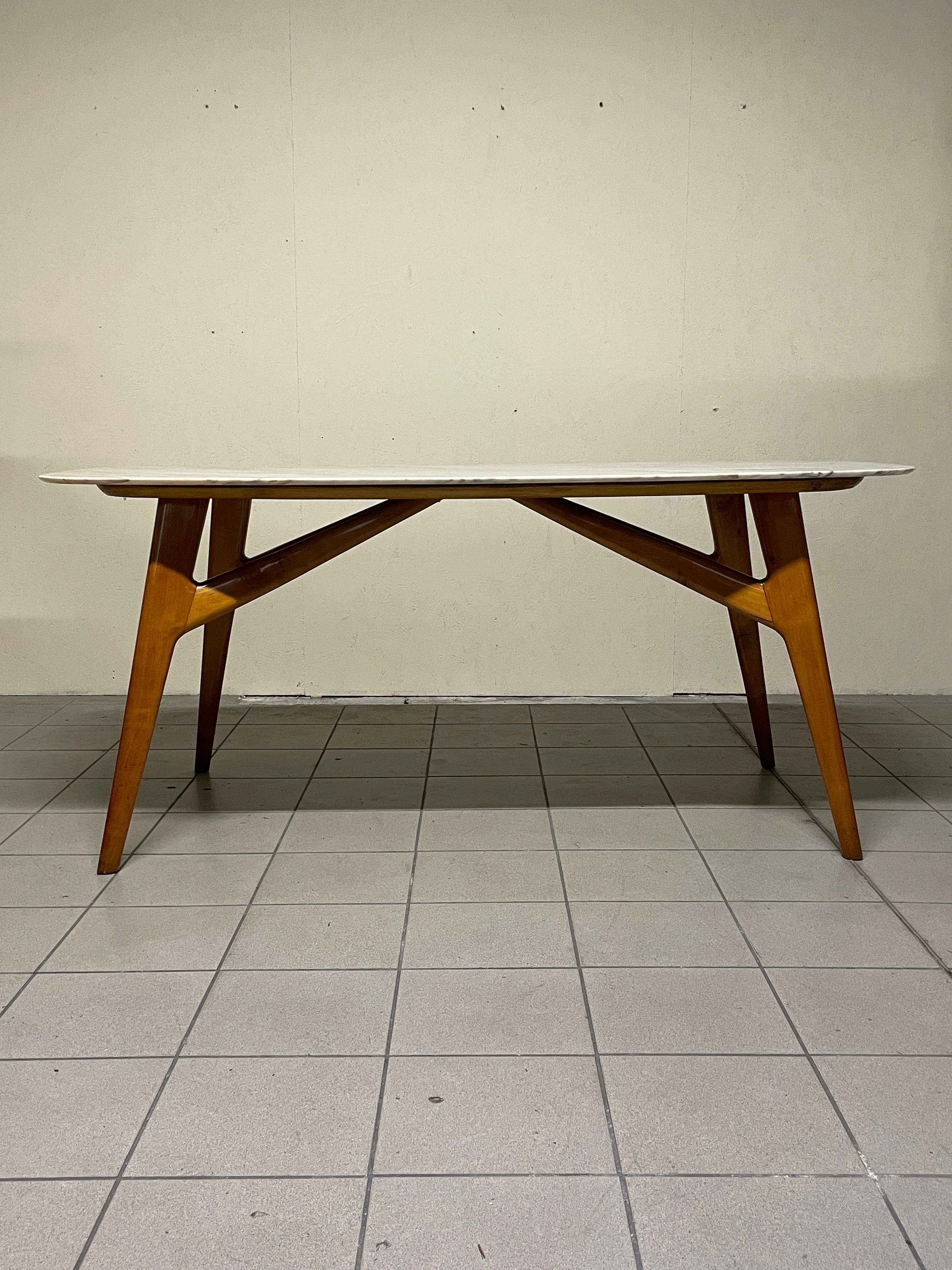 Mesa de comedor de los años 50 con tapa de mármol Moderno de mediados de siglo en venta