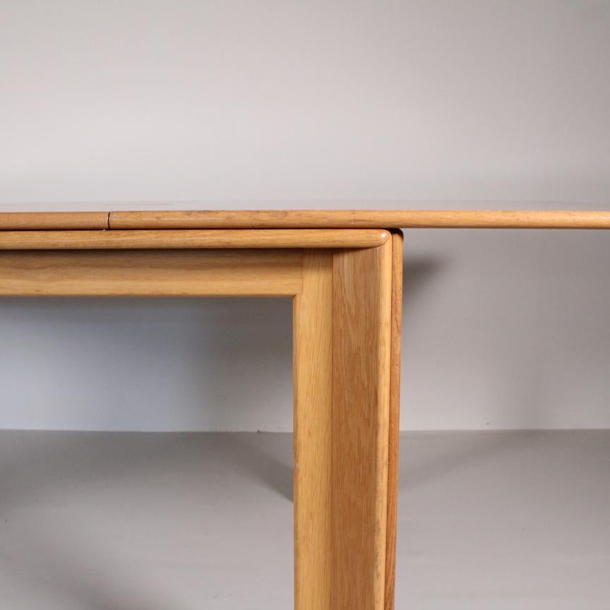 Mid-Century Modern Mou dining table, Afra and Tobia Scarpa, Molteni For Sale