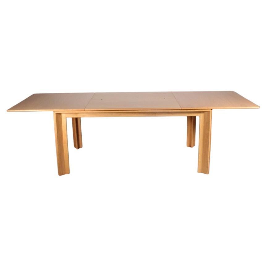 Mou dining table, Afra and Tobia Scarpa, Molteni For Sale