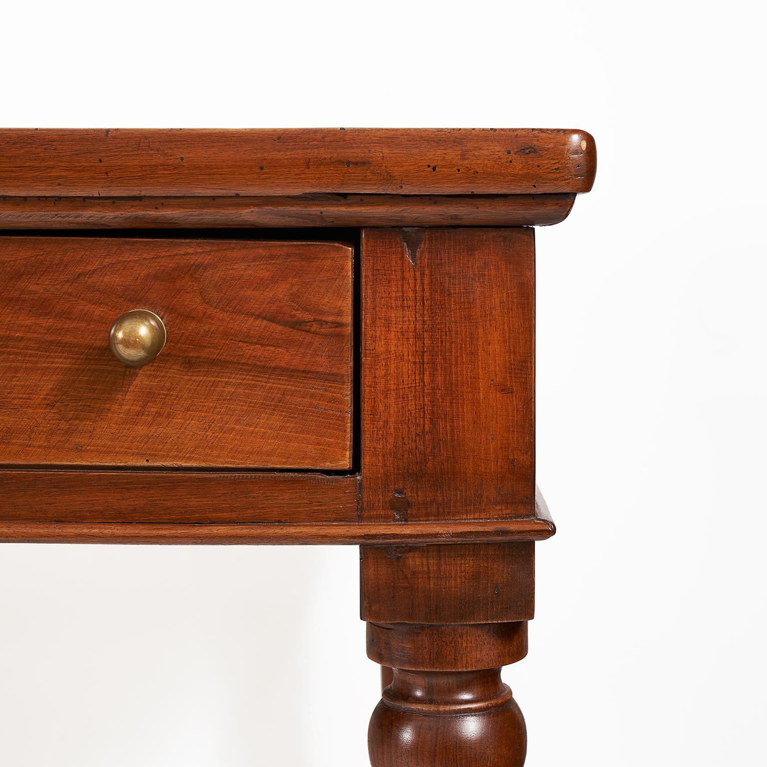 Tavolo da Pranzo Rettangolare  Italiano con Cassetti in Noce Metà 1800 Transformado en venta
