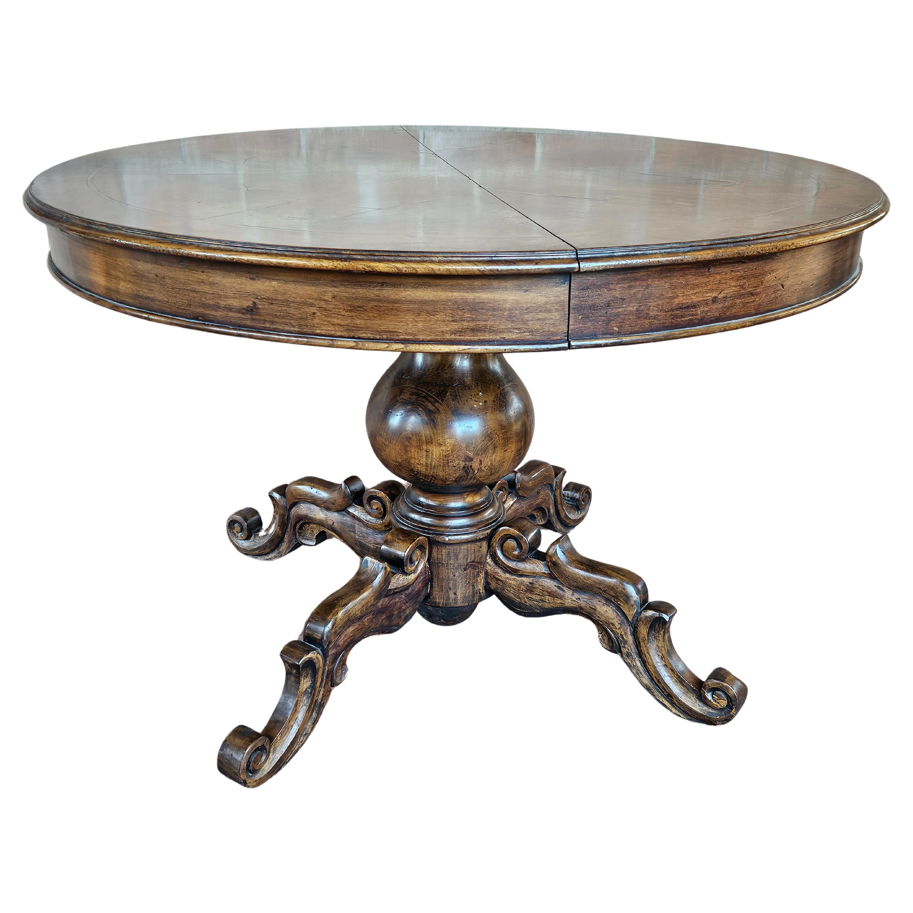 Extendable walnut and burl walnut round dining table 20th century For Sale