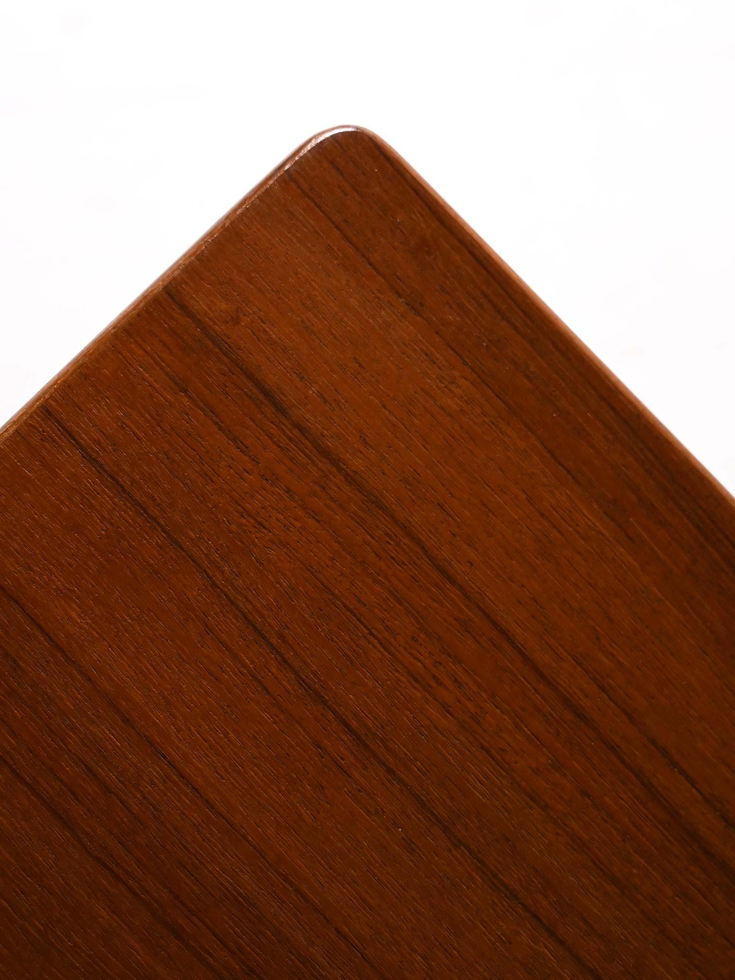 Mid-20th Century Scandinavian dining table by Nils Jonsson For Sale