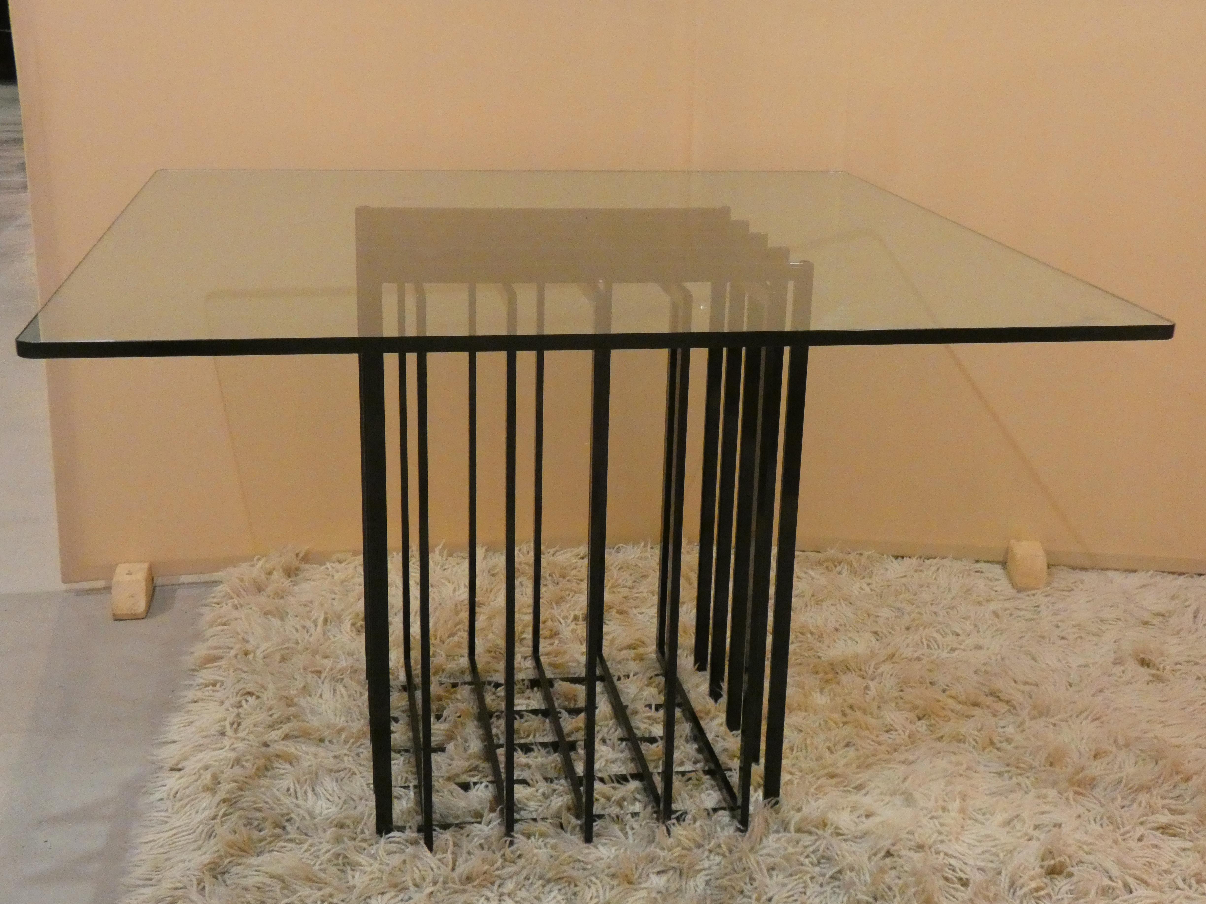 Modern Sculptural dining table by Pierre Cardin, France, 1970s For Sale