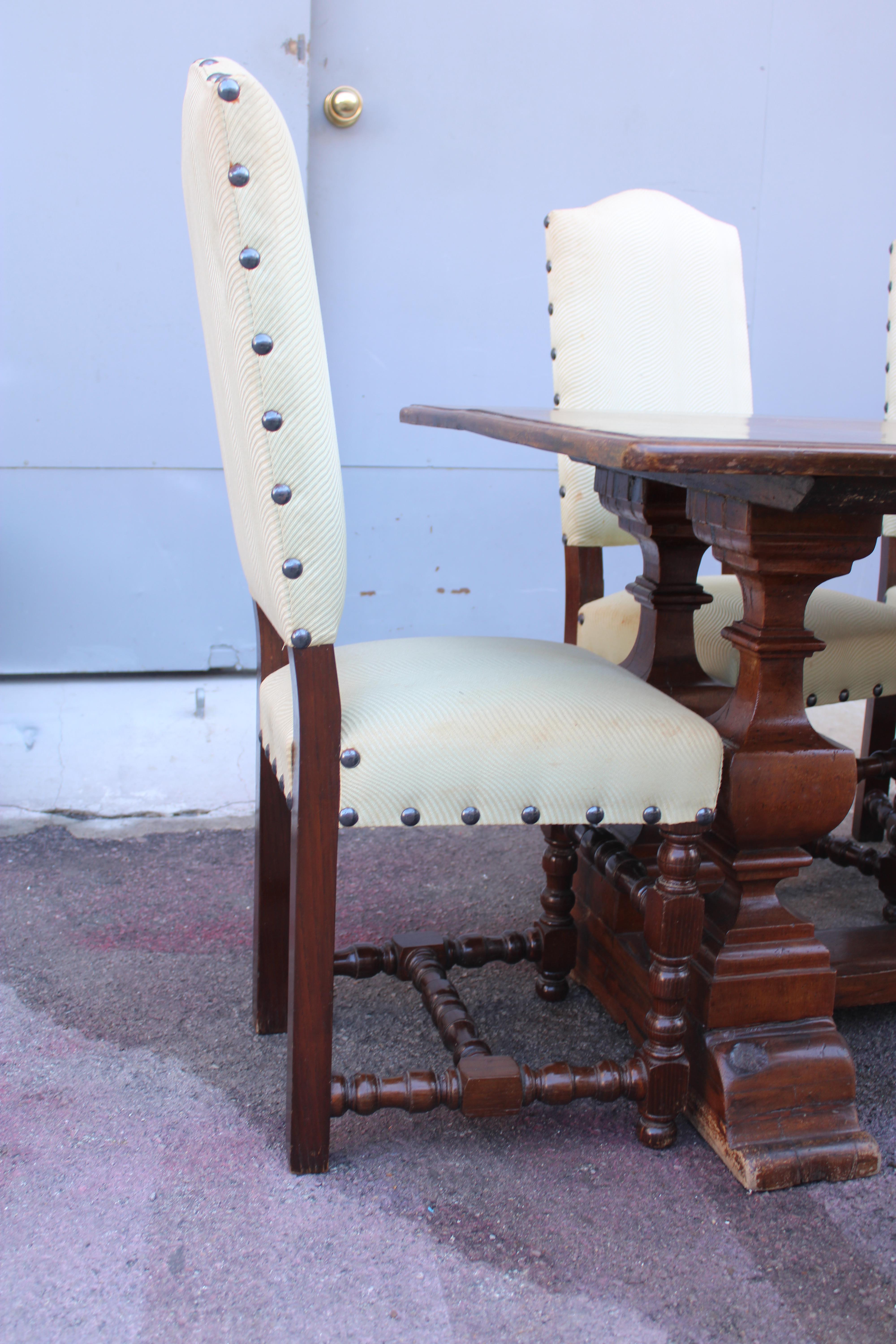 Toscano Fratino table de salle à manger rectangulaire en noyer avec 6 chaises en châtaignier en vente 10