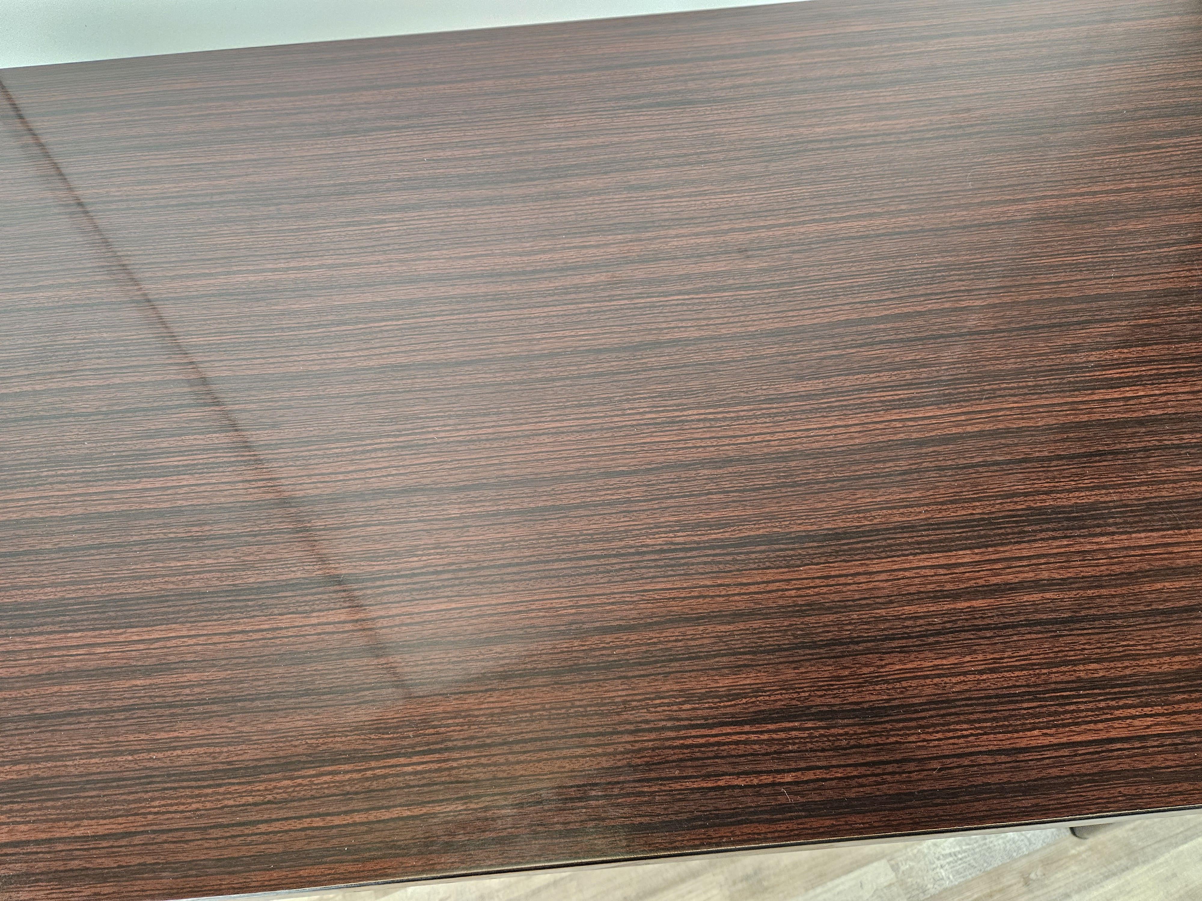 Table de salle à manger vintage en bois de rose stratifié en vente 3