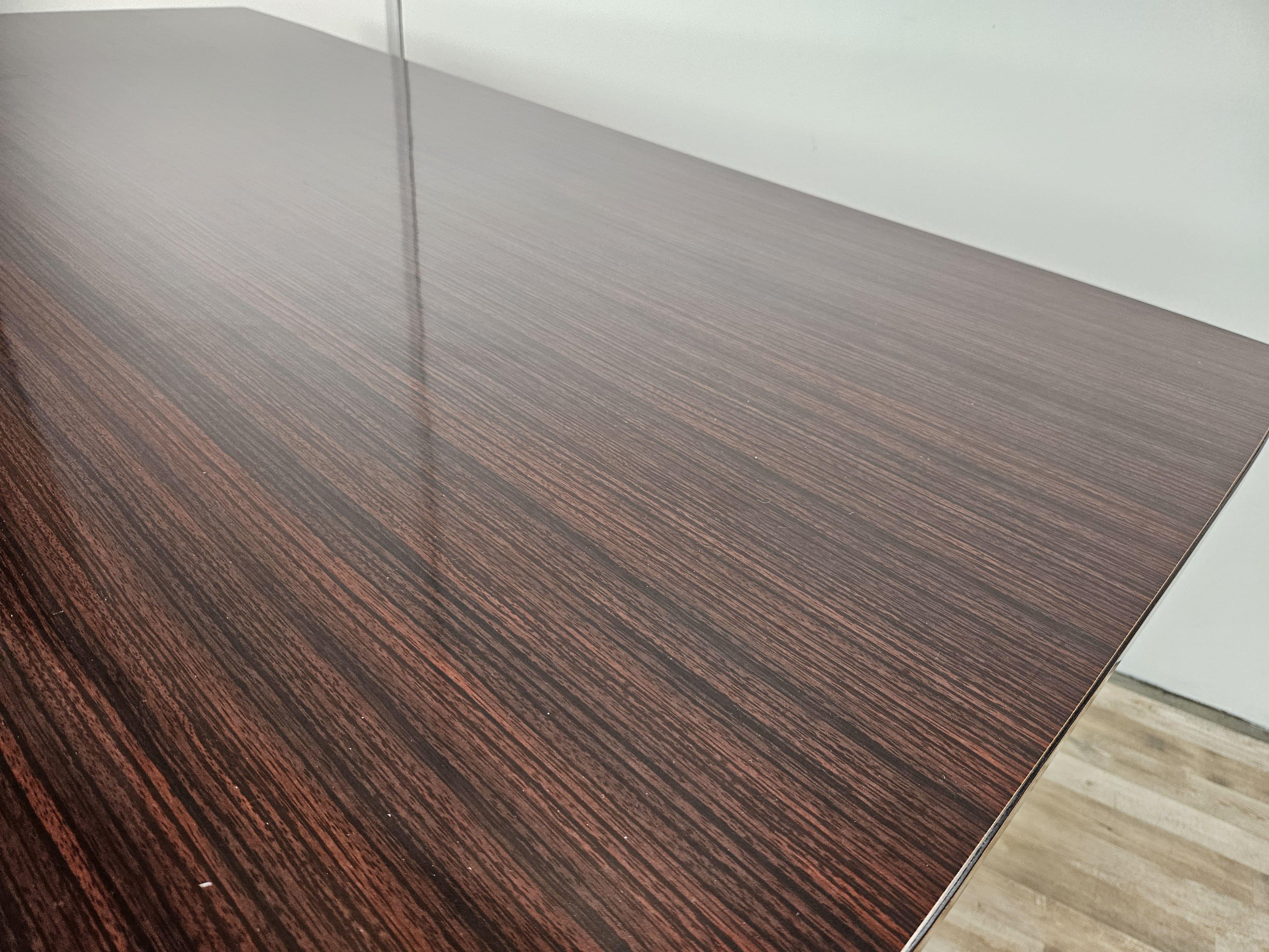 Table de salle à manger vintage en bois de rose stratifié en vente 7