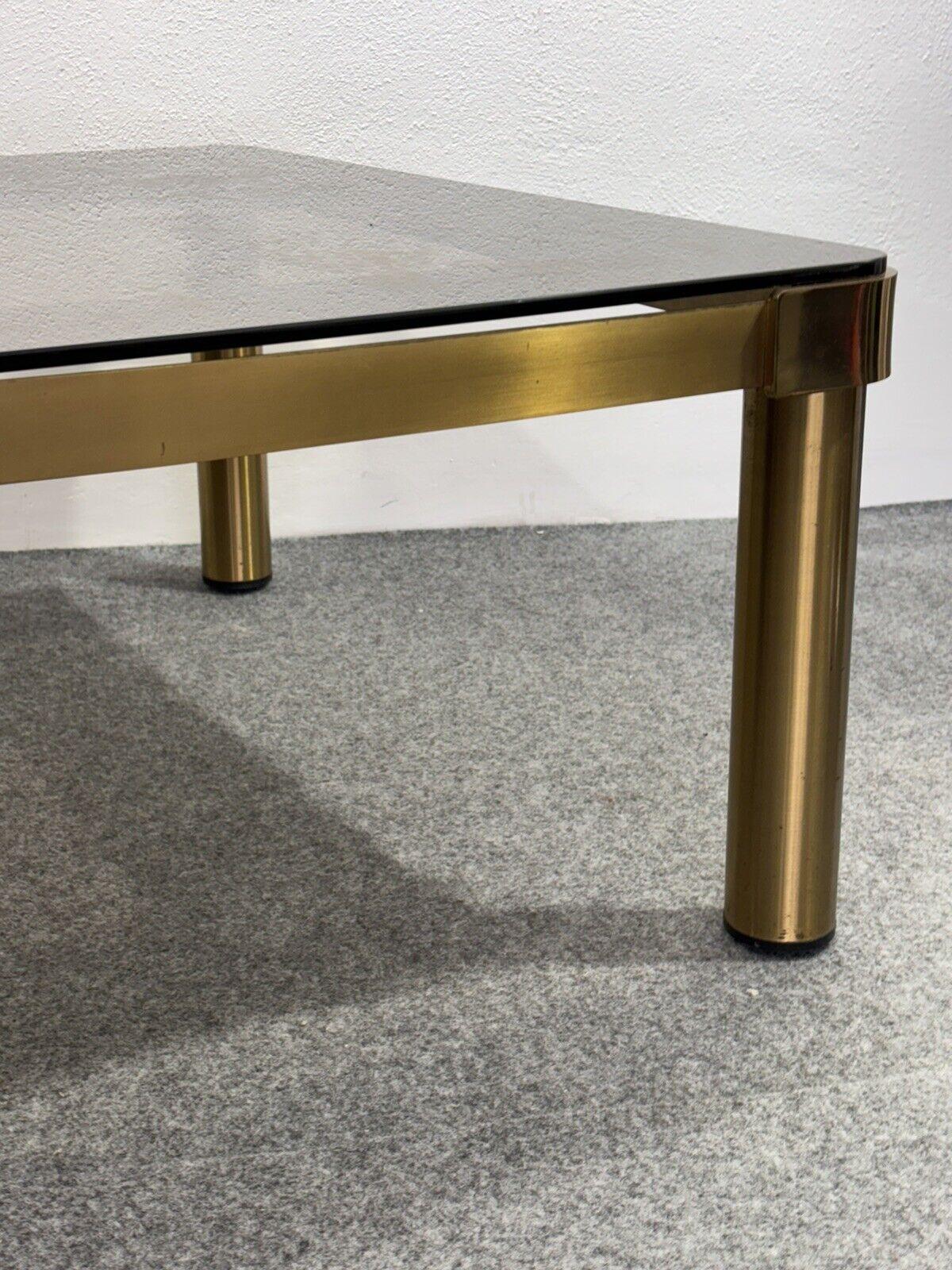 Late 20th Century Table de salon Hollywood Regency des années 1970 en vente