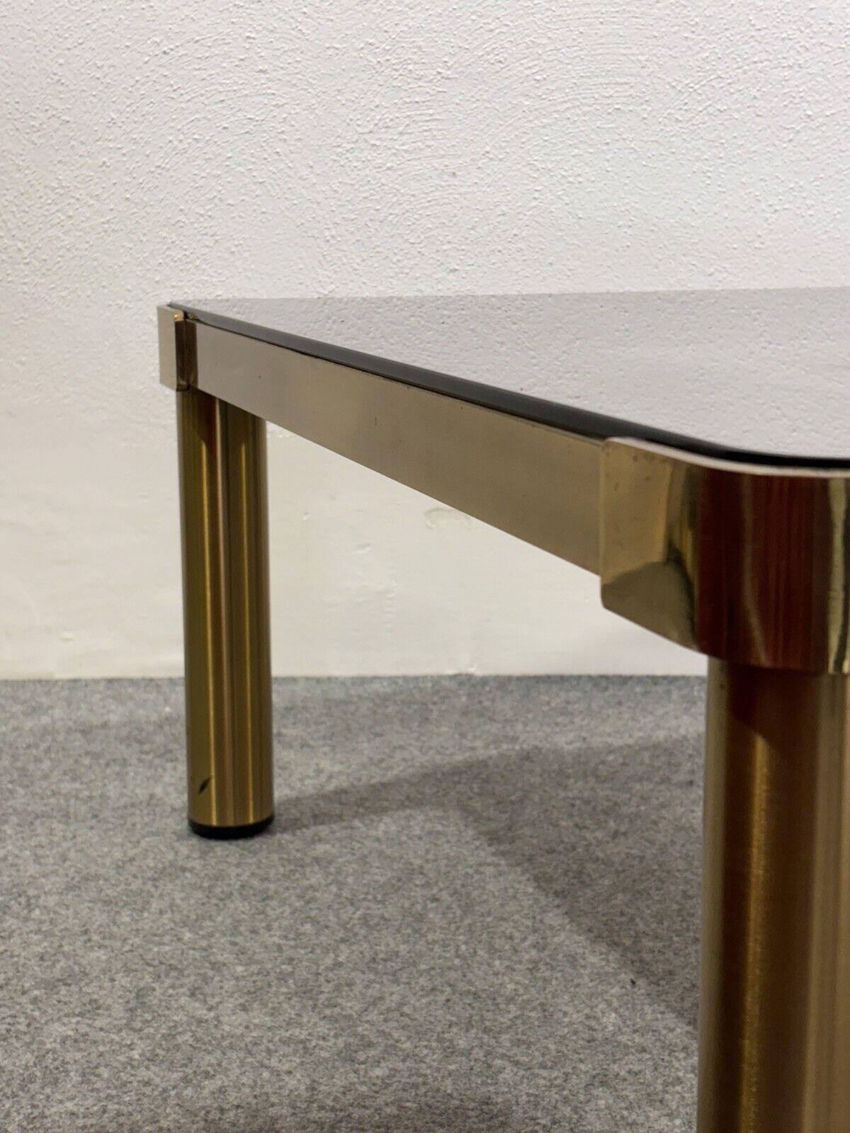Cristal Table de salon Hollywood Regency des années 1970 en vente