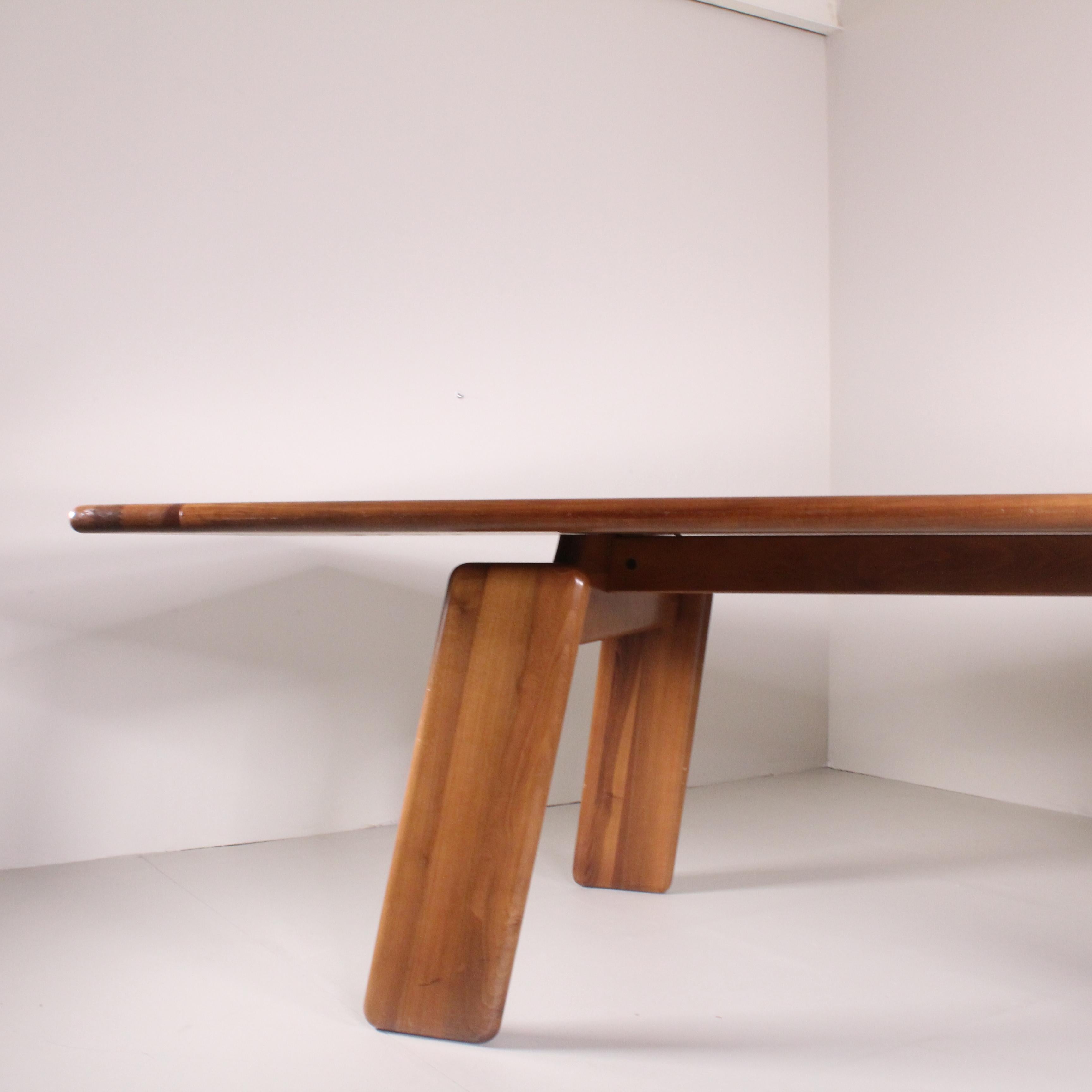  Wooden table, Mario Marenco, MobilGirgi, 1960 In Good Condition For Sale In Milano, Lombardia