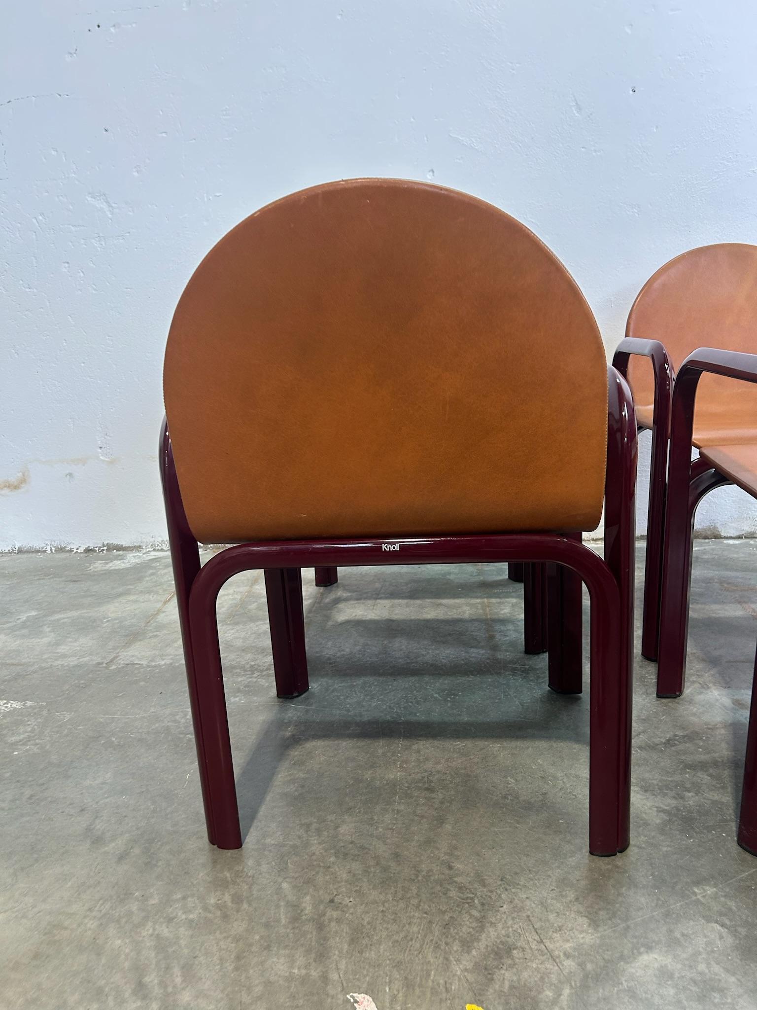 Tavolo e 4 sedie Orsay di Gae Aulenti per Knoll International 5