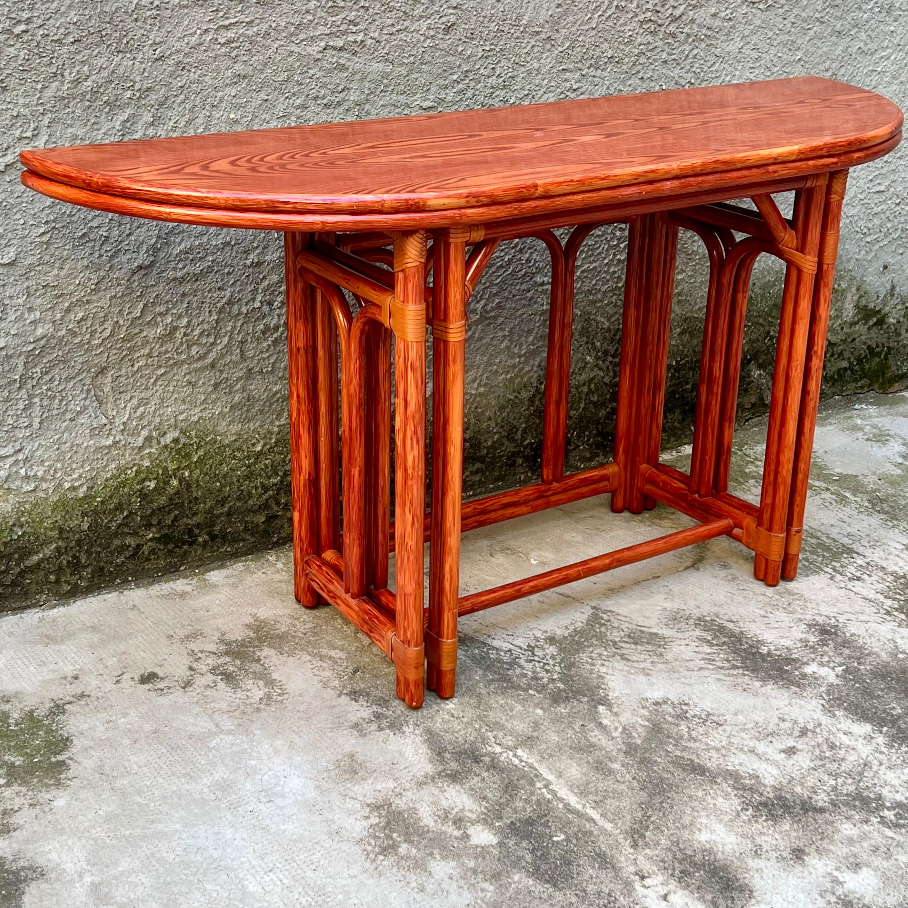 Colonial Revival Tavolo e Scrittoio con Sedia di Maugrion per Roche Bobois - Francia - Anni '80