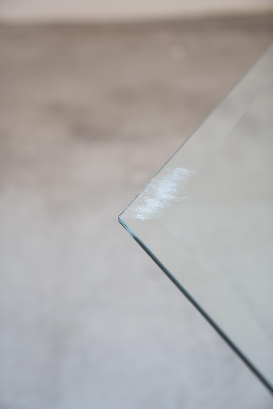 Tavolo esagonale en vetro di Sandro Petti, pour Angolometallarte, 1970 en vente 4
