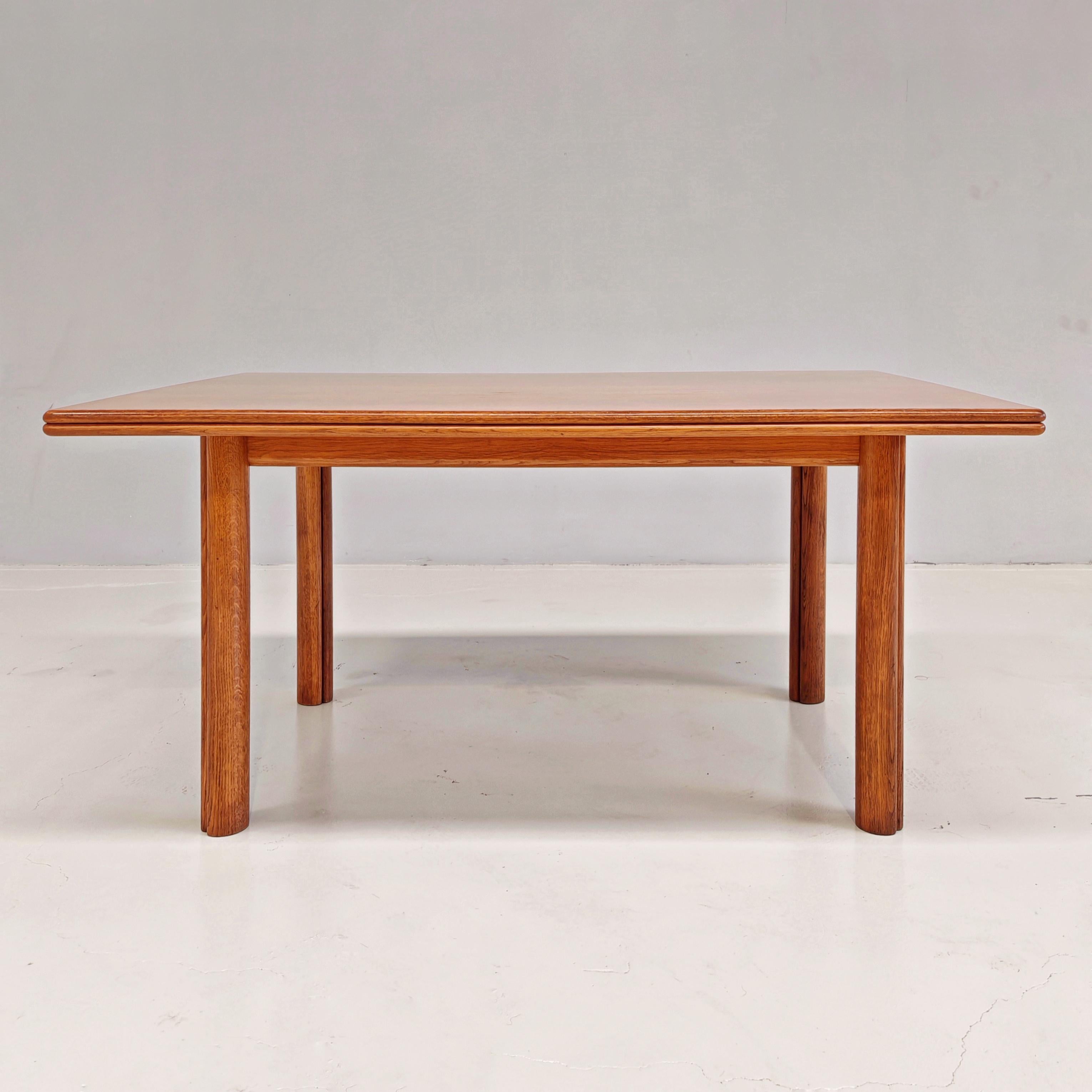 Nibay extendable table in oak by Tobia & Afra Scarpa for Gavina, 1960s For Sale 7