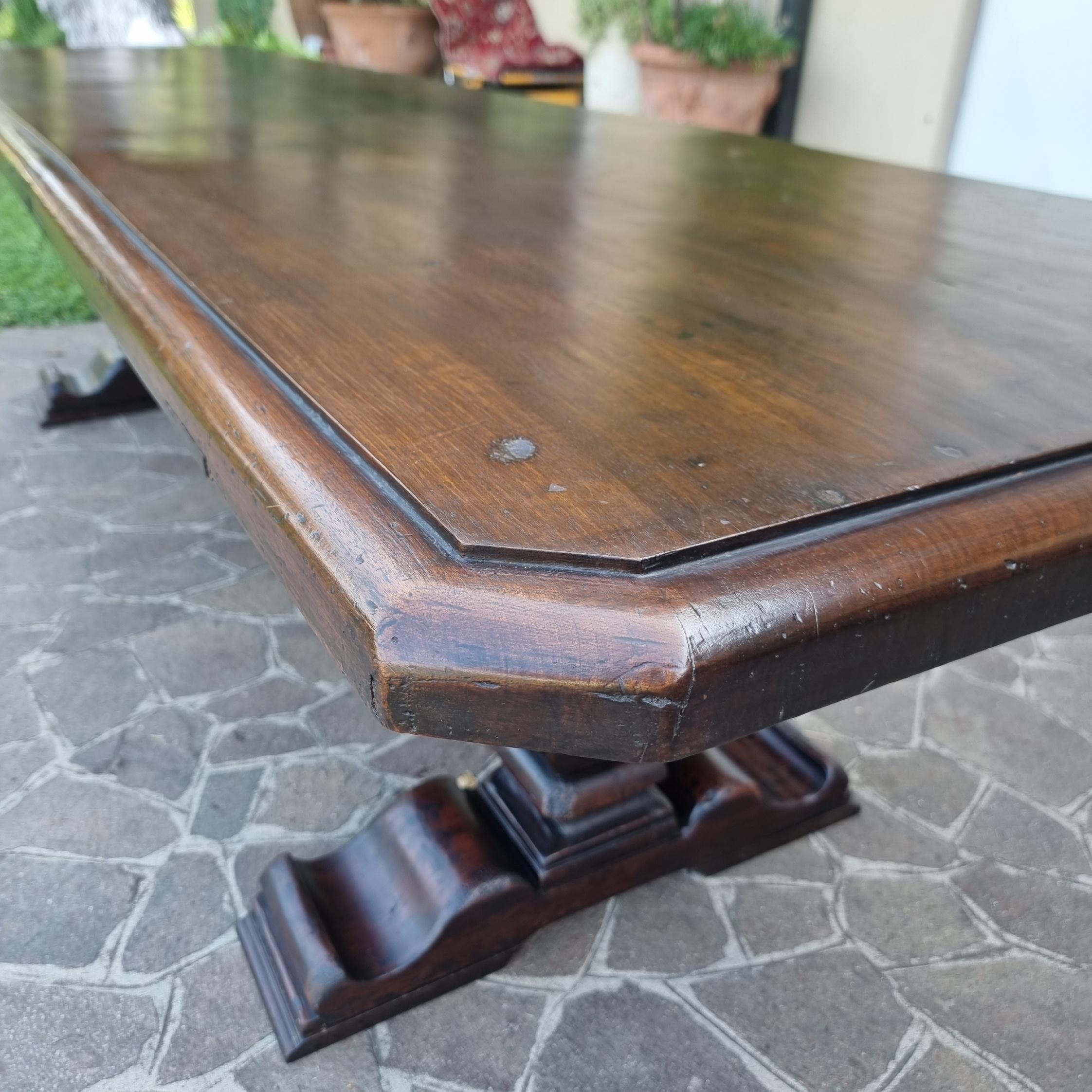 Tavolo fratino in noce del 600 Veneto da monastero in vendita 7