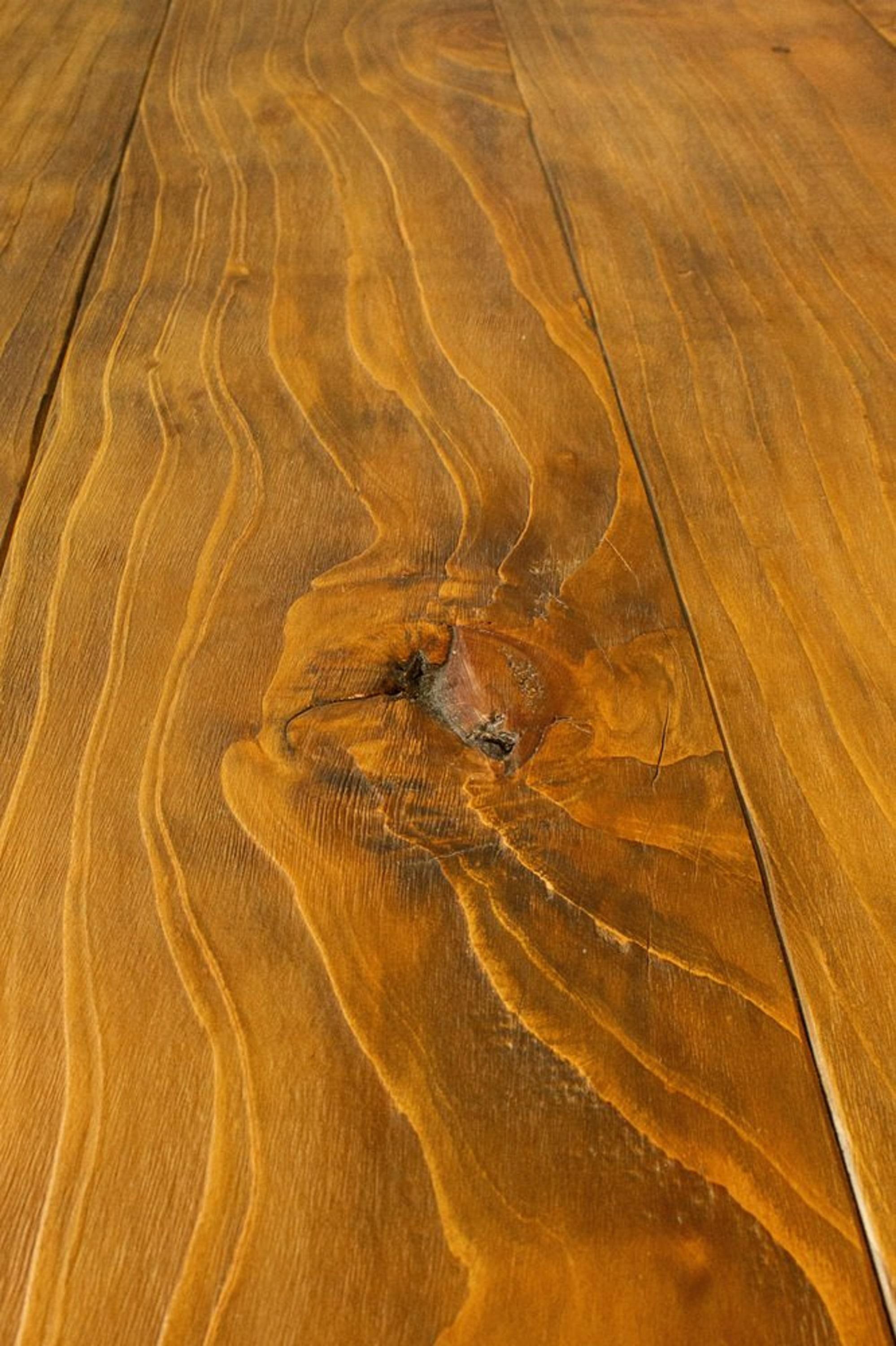 Table en cèdre fabriquée à la main avec 12 tiroirs Excellent état - En vente à Manzano, IT