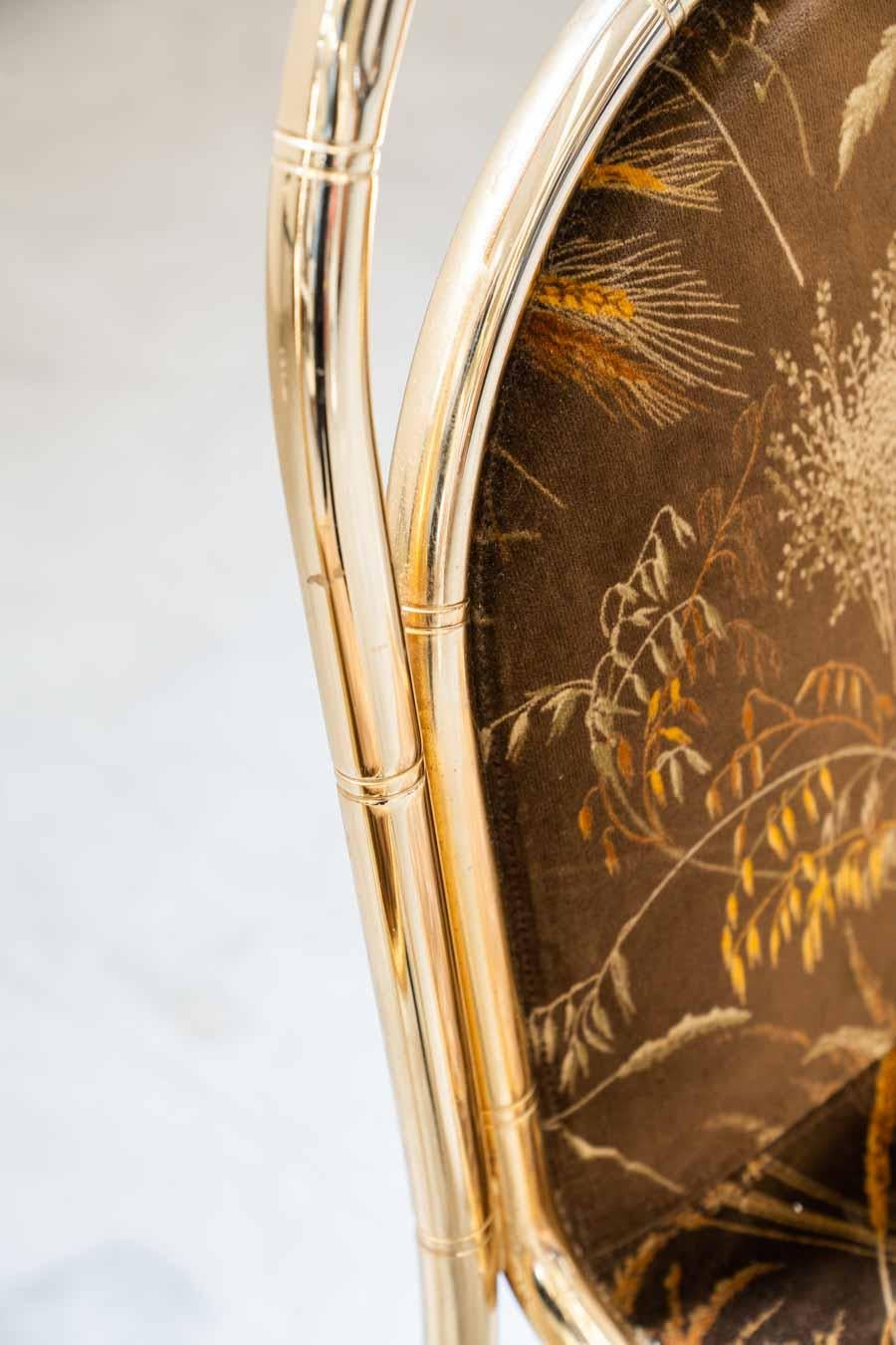 1970 Tavolo in Ferro Verniciato Oro E 4 Sedie Con Seduta E Schienale Originali (Late 20th Century) im Angebot