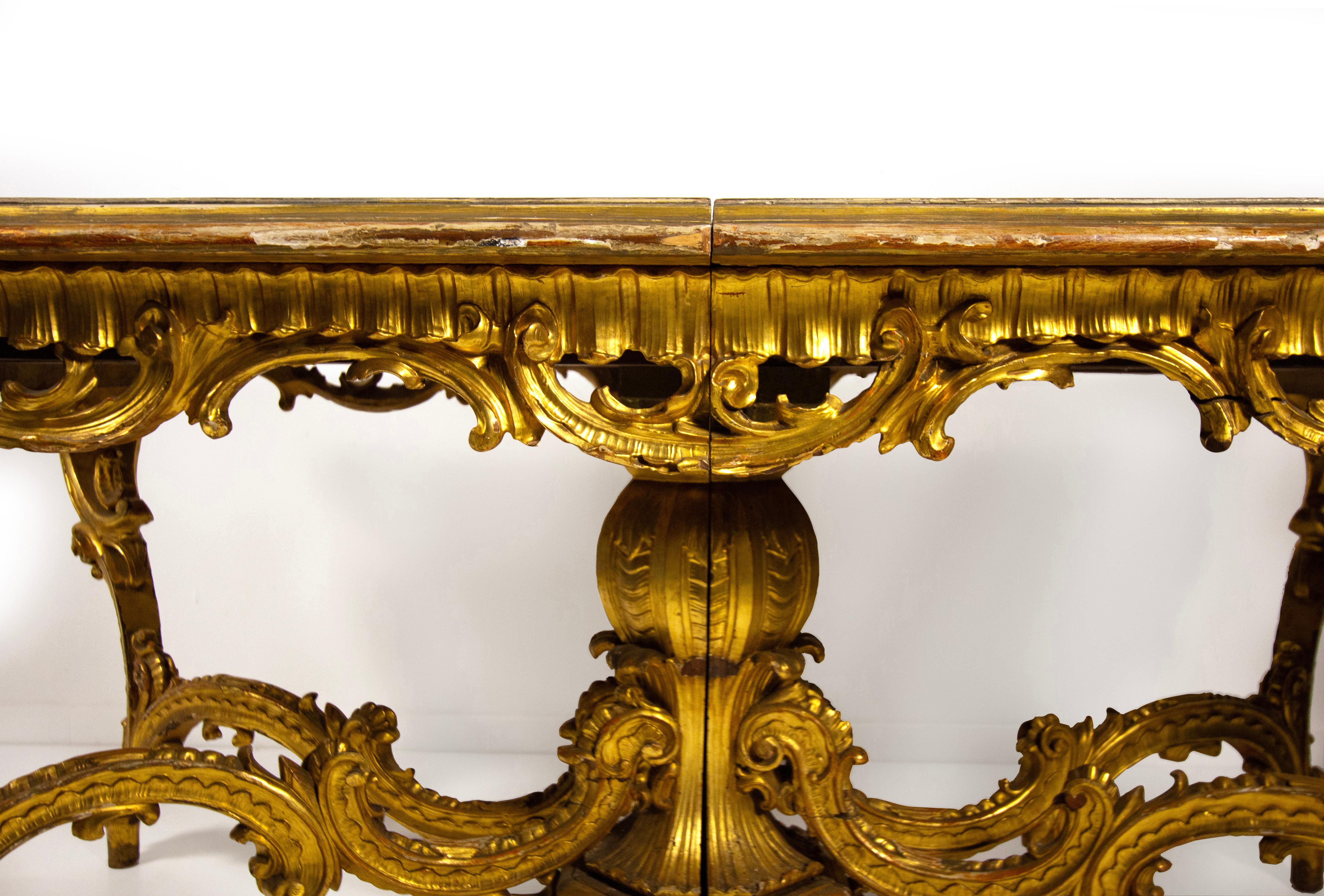 italien Tavolo in legno scolpito, dorato e laccato , Lombardia XIX secolo en vente