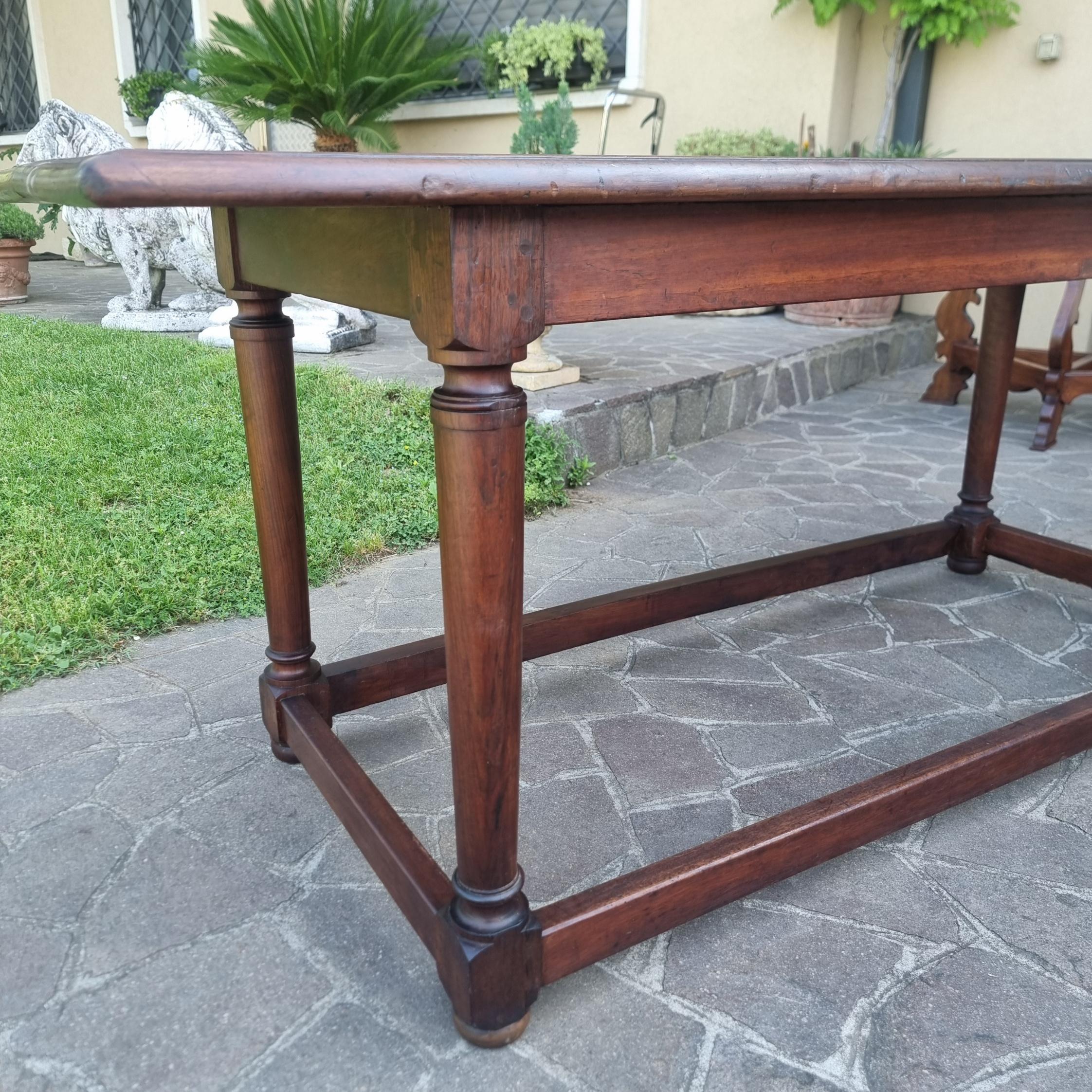 Mesa Direttorio de nogal lombardo de finales del siglo XVIII en venta 2